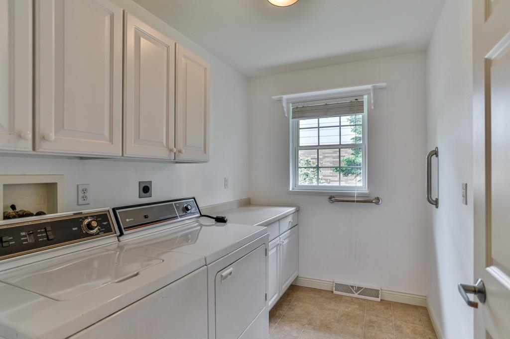 1208 SPRUCE STREET, Wausau, Wisconsin 54401, 2 Bedrooms Bedrooms, ,3 BathroomsBathrooms,Residential,For Sale,1208 SPRUCE STREET,22502247