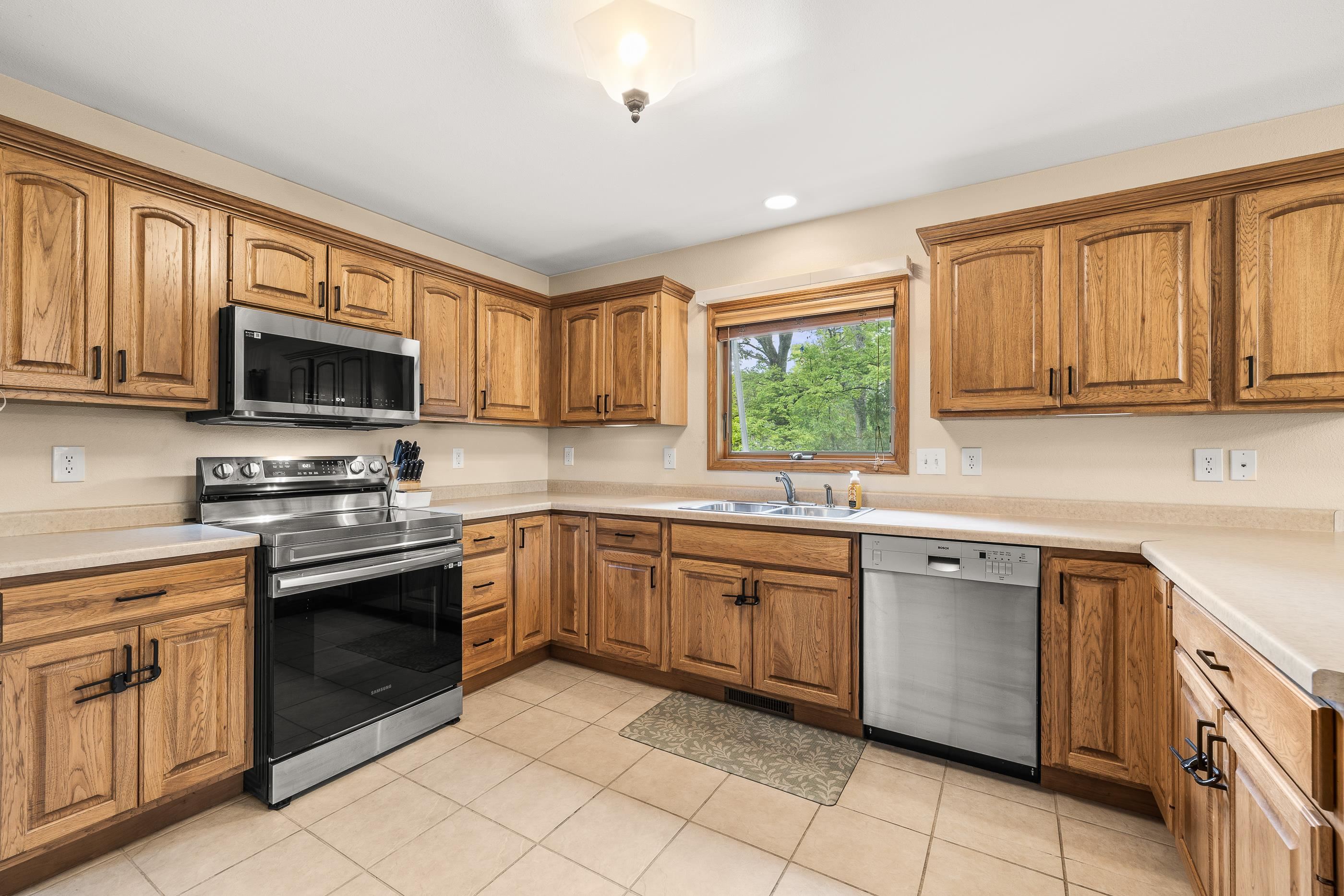 3420 SAMPSON STREET, Wisconsin Rapids, Wisconsin 54494, 4 Bedrooms Bedrooms, ,2 BathroomsBathrooms,Residential,For Sale,3420 SAMPSON STREET,22502248