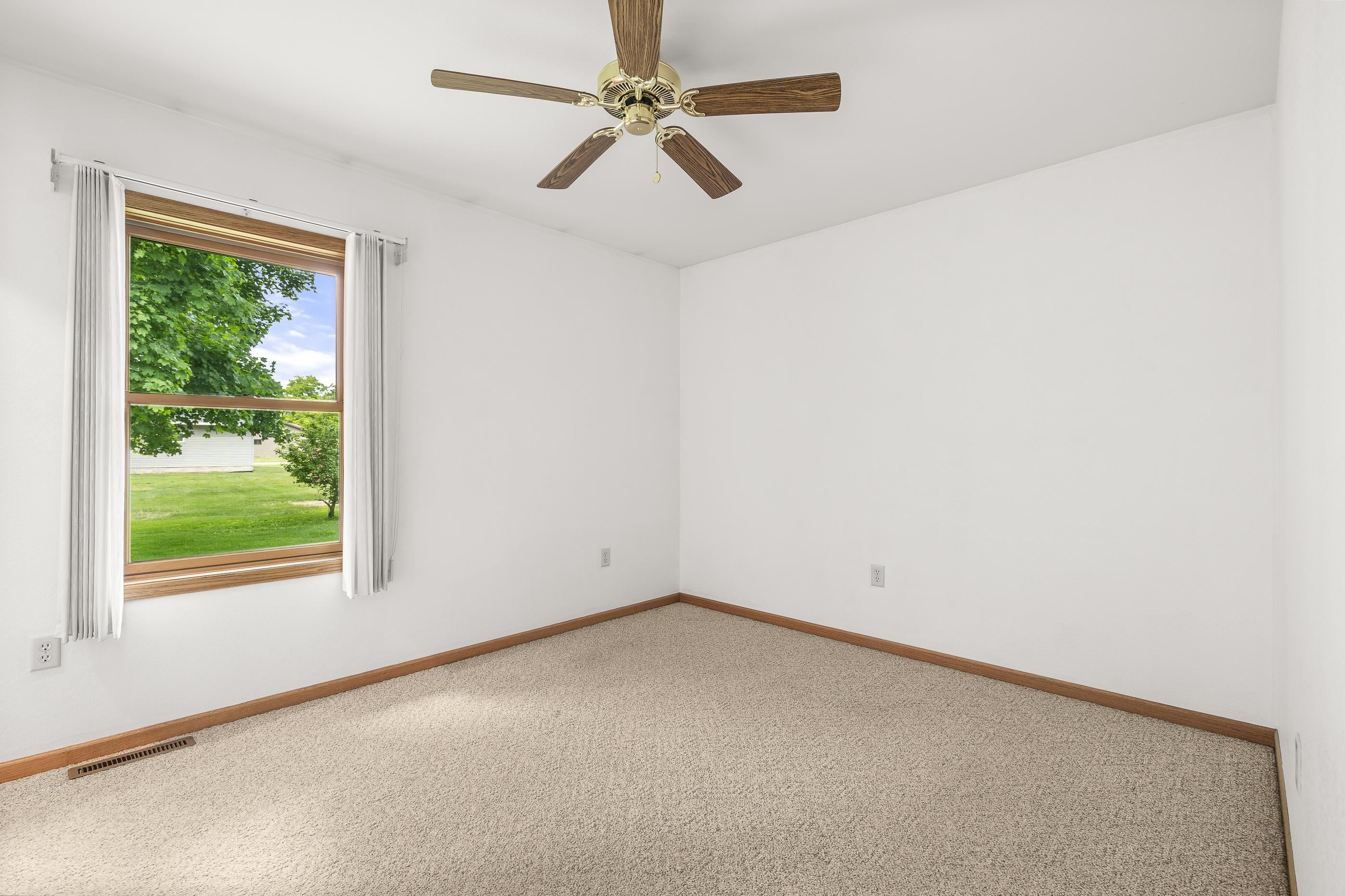 3420 SAMPSON STREET, Wisconsin Rapids, Wisconsin 54494, 4 Bedrooms Bedrooms, ,2 BathroomsBathrooms,Residential,For Sale,3420 SAMPSON STREET,22502248