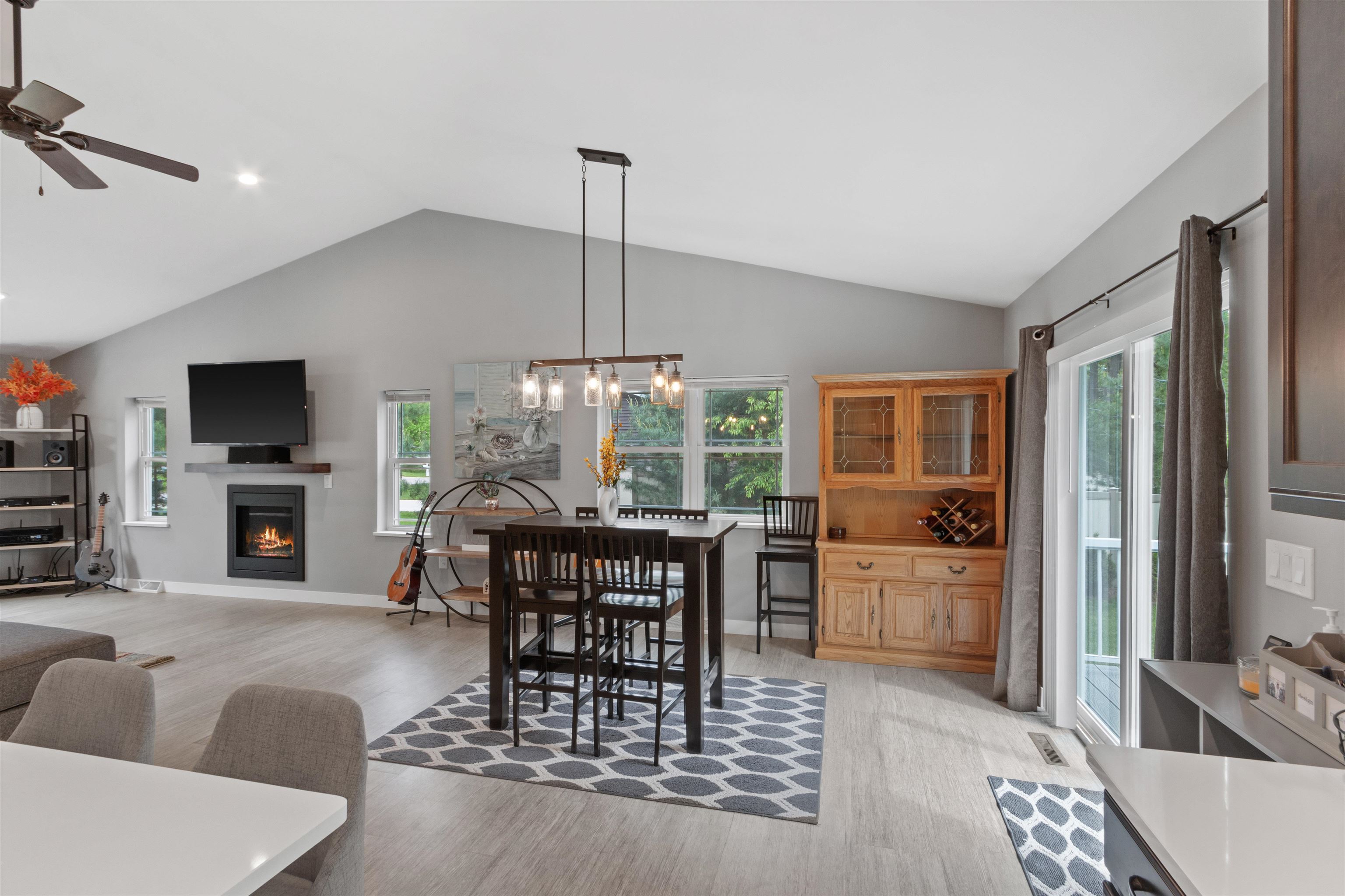 1930 WATERVIEW BOULEVARD, Plover, Wisconsin 54467, 3 Bedrooms Bedrooms, ,2 BathroomsBathrooms,Residential,For Sale,1930 WATERVIEW BOULEVARD,22502249