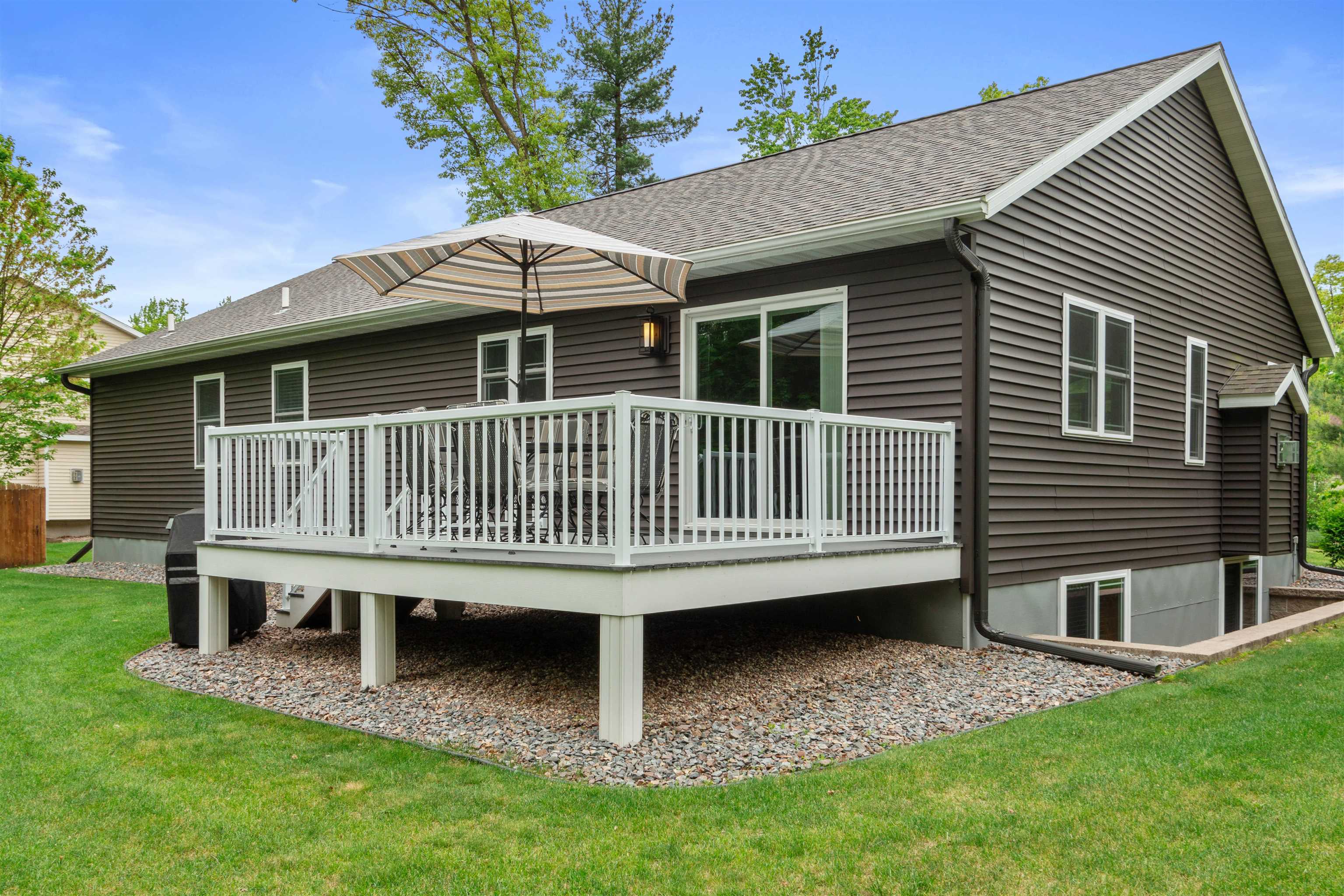 1930 WATERVIEW BOULEVARD, Plover, Wisconsin 54467, 3 Bedrooms Bedrooms, ,2 BathroomsBathrooms,Residential,For Sale,1930 WATERVIEW BOULEVARD,22502249