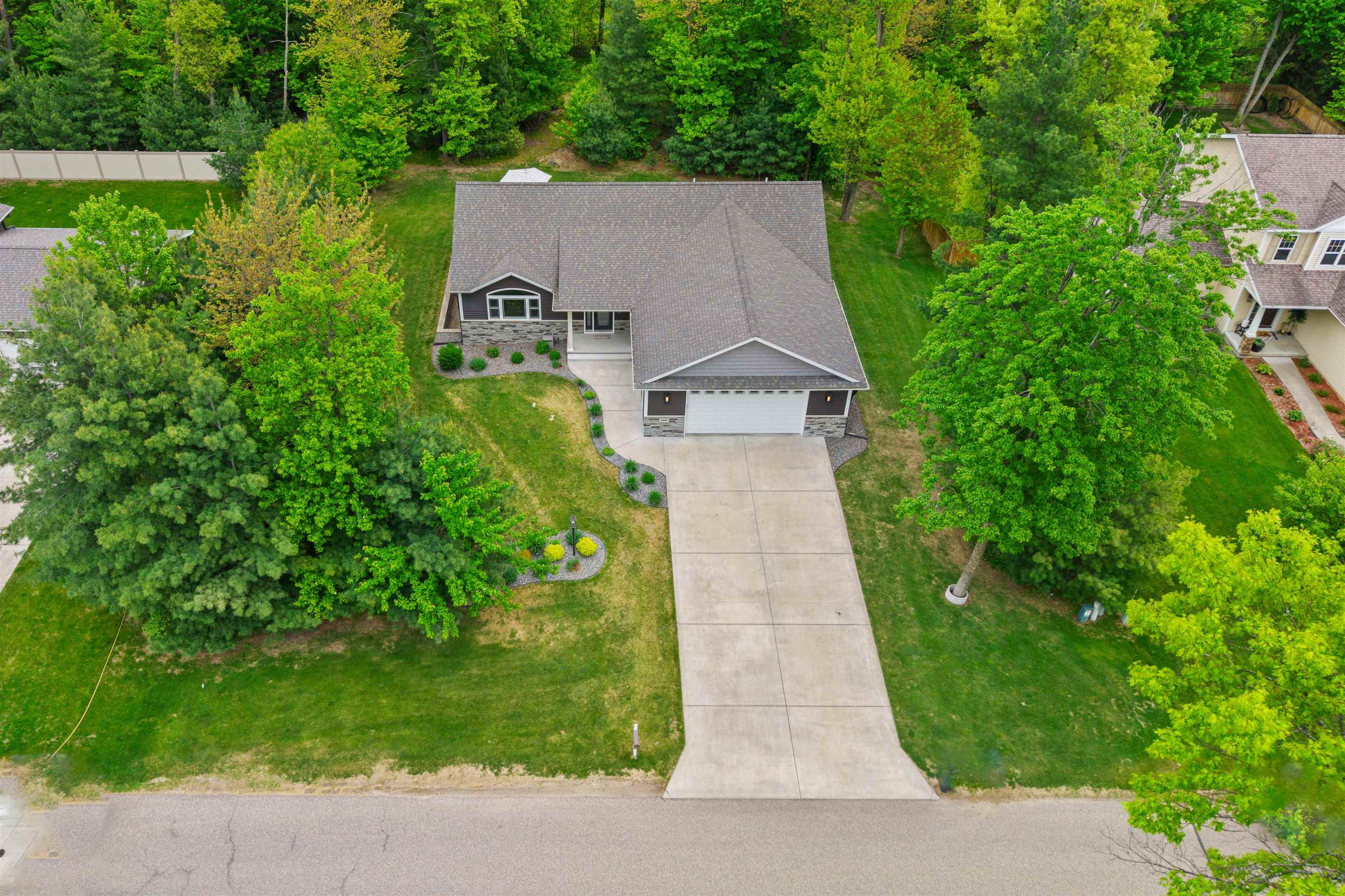 1930 WATERVIEW BOULEVARD, Plover, Wisconsin 54467, 3 Bedrooms Bedrooms, ,2 BathroomsBathrooms,Residential,For Sale,1930 WATERVIEW BOULEVARD,22502249