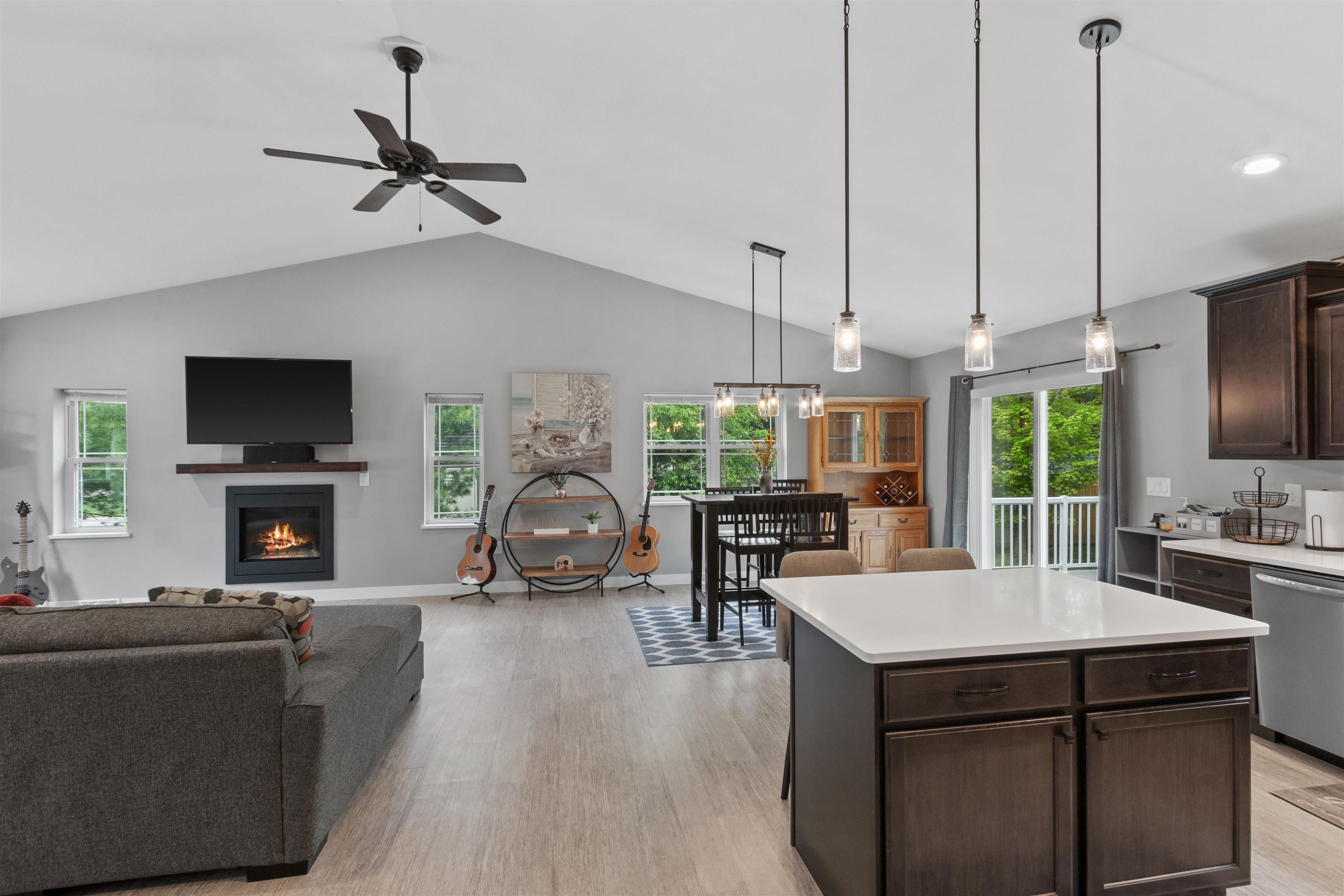 1930 WATERVIEW BOULEVARD, Plover, Wisconsin 54467, 3 Bedrooms Bedrooms, ,2 BathroomsBathrooms,Residential,For Sale,1930 WATERVIEW BOULEVARD,22502249
