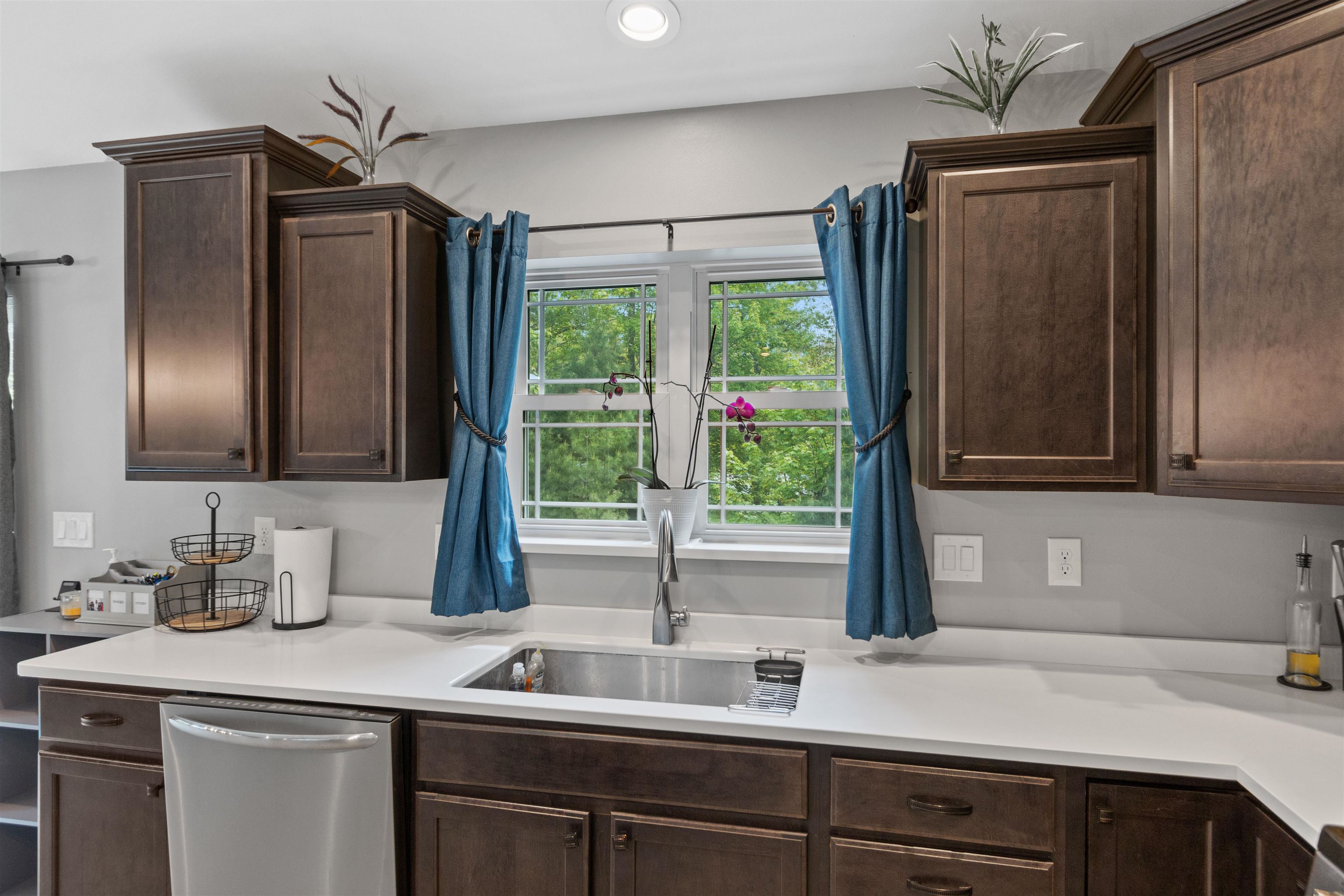 1930 WATERVIEW BOULEVARD, Plover, Wisconsin 54467, 3 Bedrooms Bedrooms, ,2 BathroomsBathrooms,Residential,For Sale,1930 WATERVIEW BOULEVARD,22502249