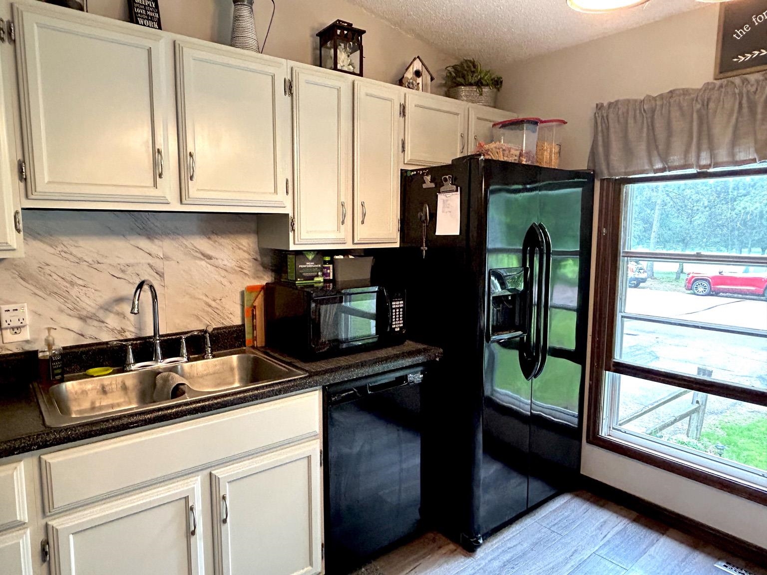 2621 GOLF COURSE ROAD, Wisconsin Rapids, Wisconsin 54494, 4 Bedrooms Bedrooms, ,2 BathroomsBathrooms,Residential,For Sale,2621 GOLF COURSE ROAD,22502250