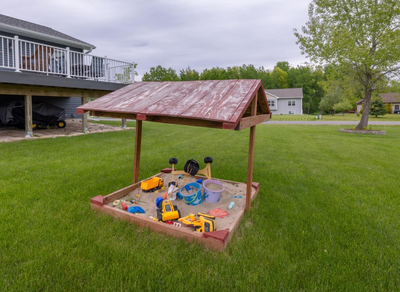 934 WINDWOOD DRIVE, Kronenwetter, Wisconsin 54455, 5 Bedrooms Bedrooms, ,3 BathroomsBathrooms,Residential,For Sale,934 WINDWOOD DRIVE,22502251