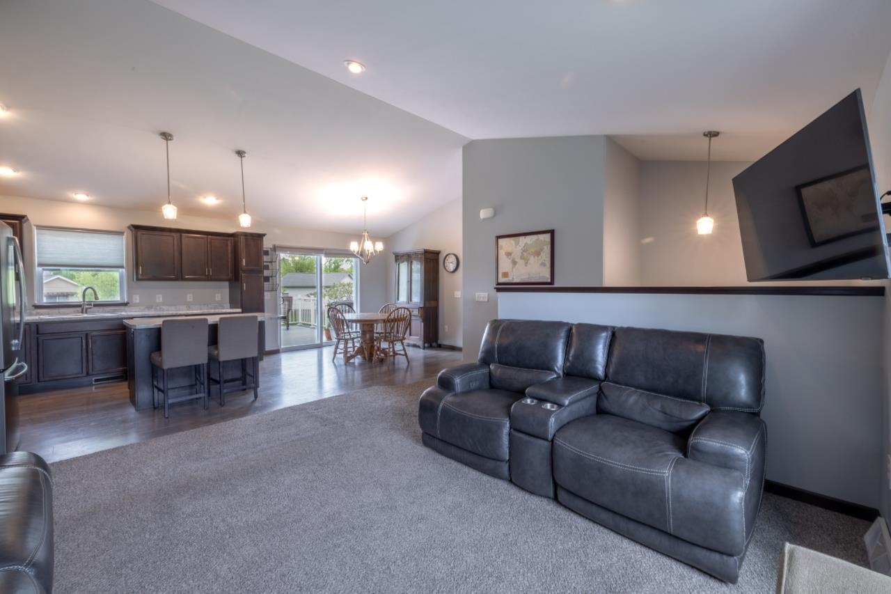 934 WINDWOOD DRIVE, Kronenwetter, Wisconsin 54455, 5 Bedrooms Bedrooms, ,3 BathroomsBathrooms,Residential,For Sale,934 WINDWOOD DRIVE,22502251