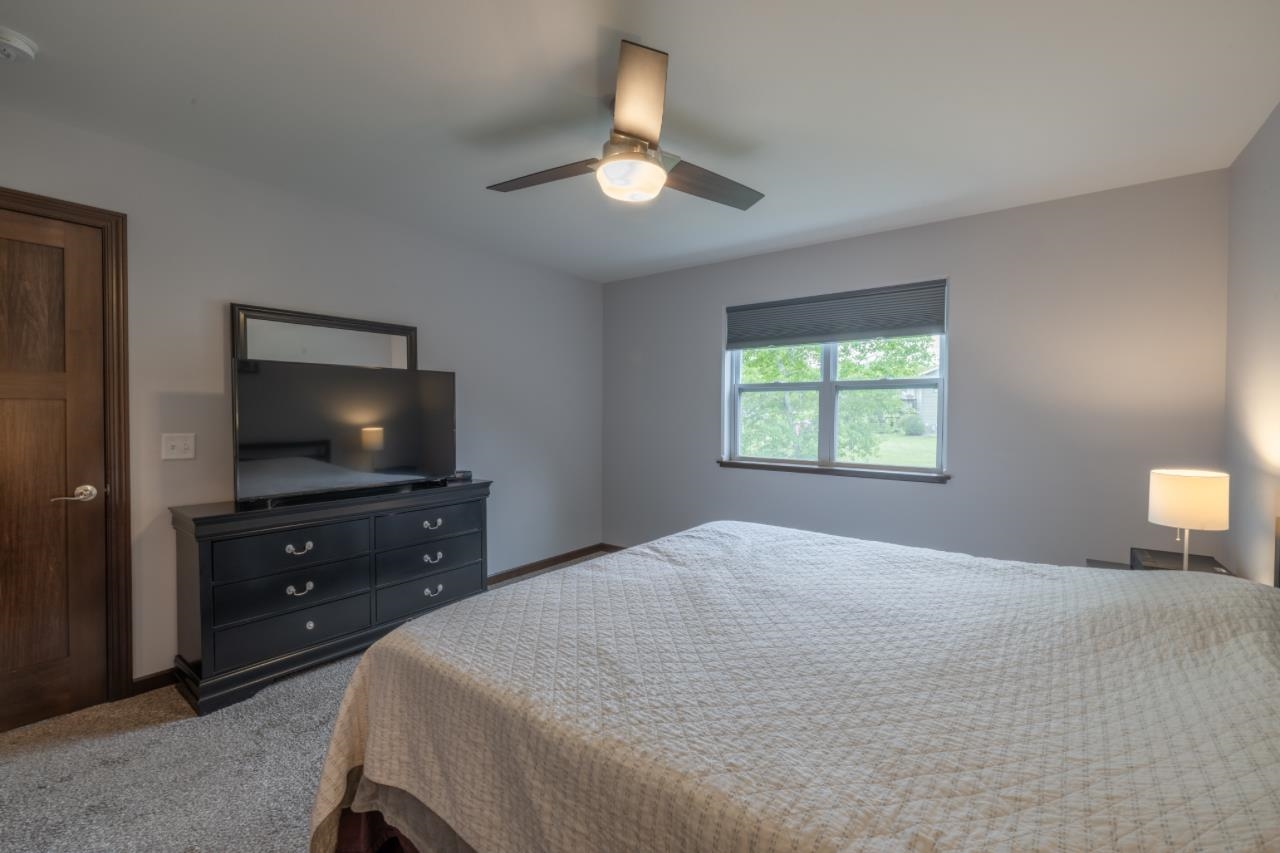 934 WINDWOOD DRIVE, Kronenwetter, Wisconsin 54455, 5 Bedrooms Bedrooms, ,3 BathroomsBathrooms,Residential,For Sale,934 WINDWOOD DRIVE,22502251