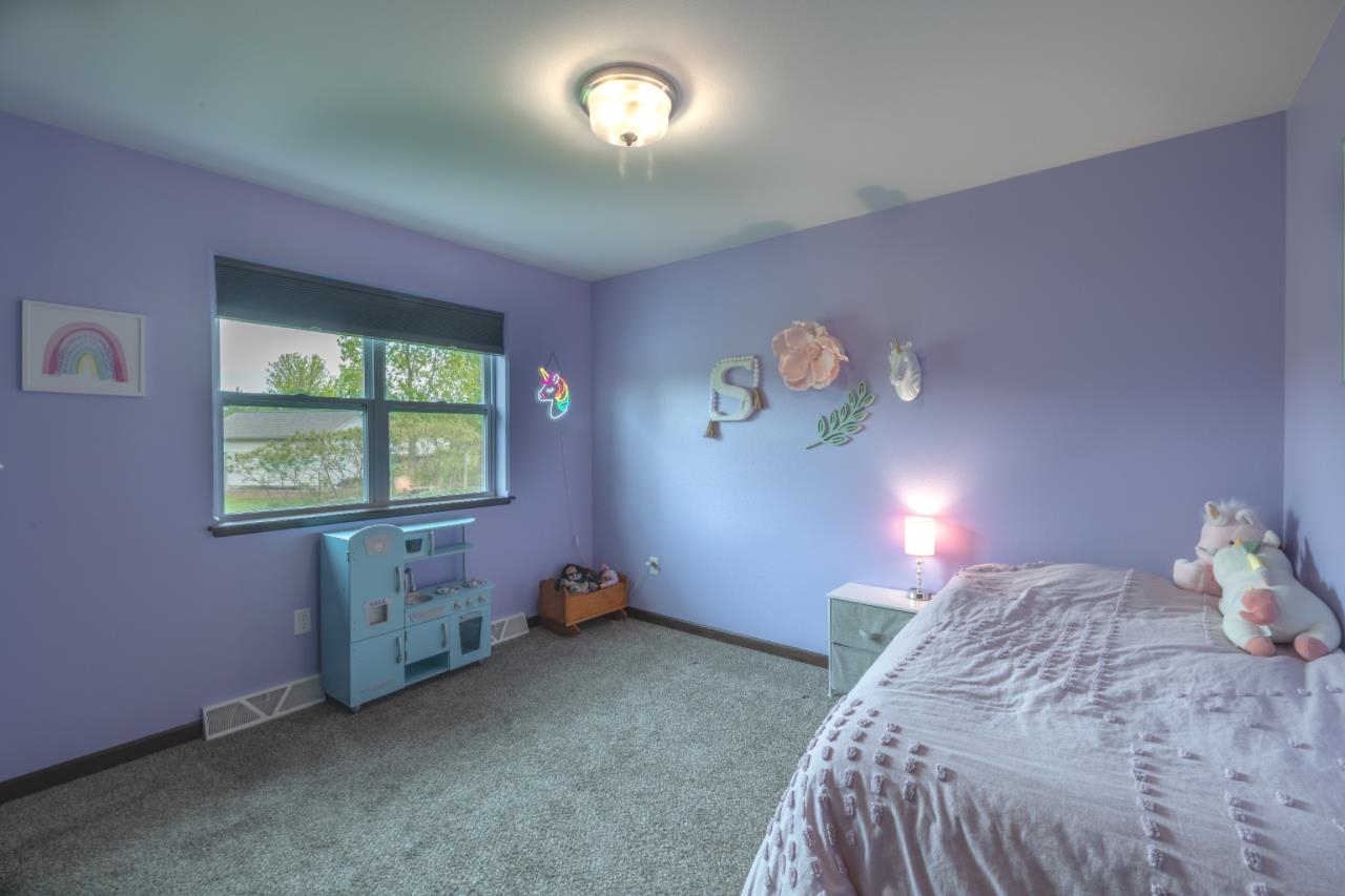 934 WINDWOOD DRIVE, Kronenwetter, Wisconsin 54455, 5 Bedrooms Bedrooms, ,3 BathroomsBathrooms,Residential,For Sale,934 WINDWOOD DRIVE,22502251