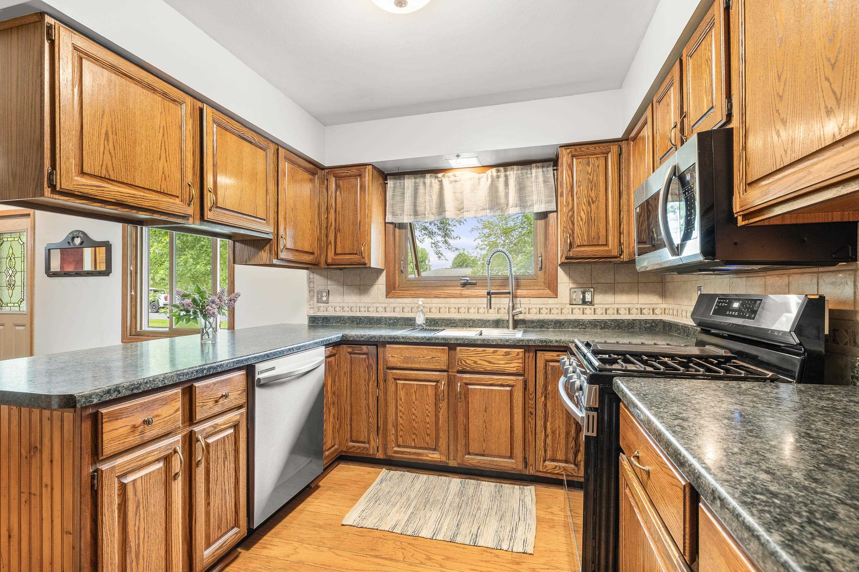 5442 ORIOLE LANE, Stevens Point, Wisconsin 54482, 3 Bedrooms Bedrooms, ,1 BathroomBathrooms,Residential,For Sale,5442 ORIOLE LANE,22502254