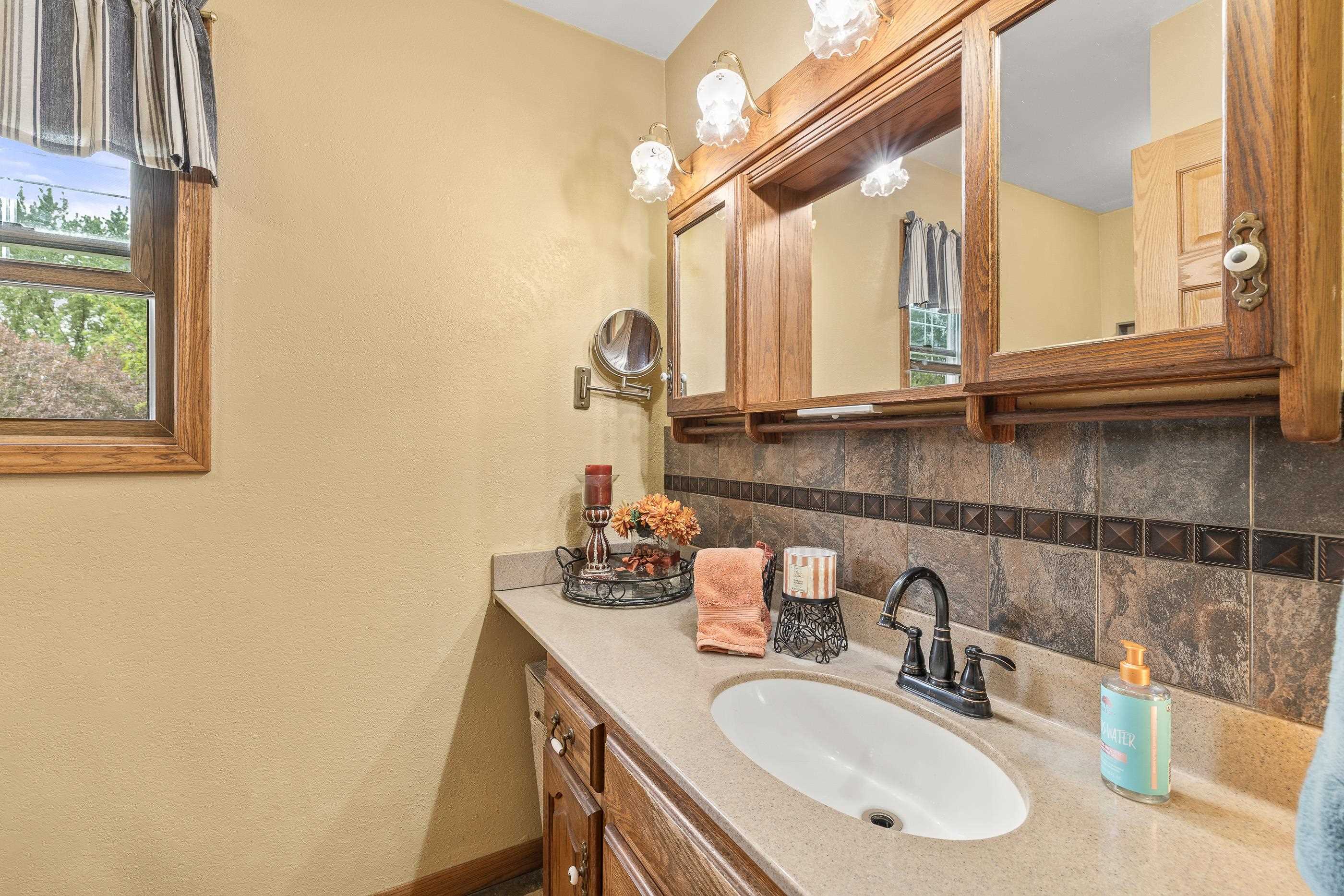 5442 ORIOLE LANE, Stevens Point, Wisconsin 54482, 3 Bedrooms Bedrooms, ,1 BathroomBathrooms,Residential,For Sale,5442 ORIOLE LANE,22502254