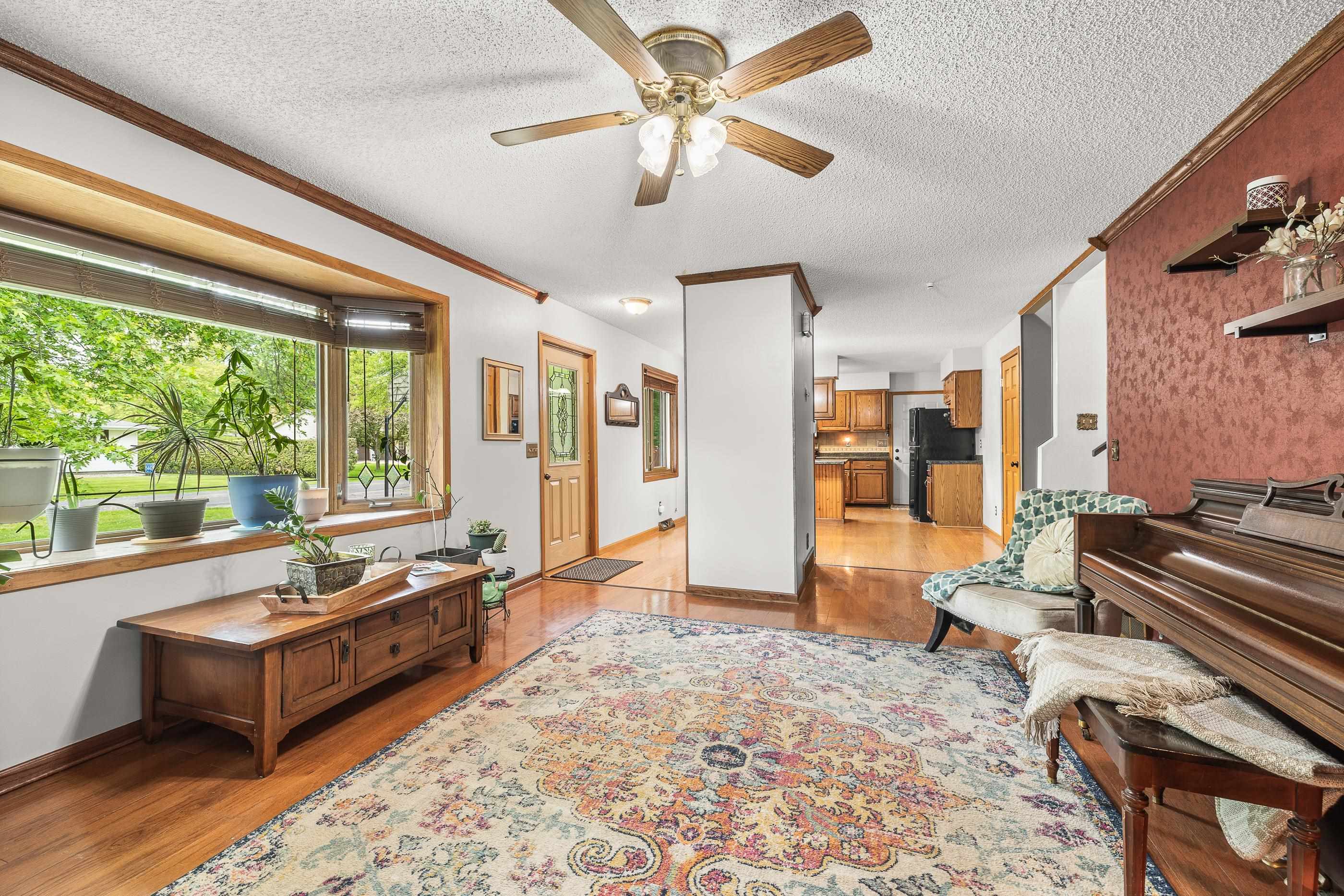 5442 ORIOLE LANE, Stevens Point, Wisconsin 54482, 3 Bedrooms Bedrooms, ,1 BathroomBathrooms,Residential,For Sale,5442 ORIOLE LANE,22502254
