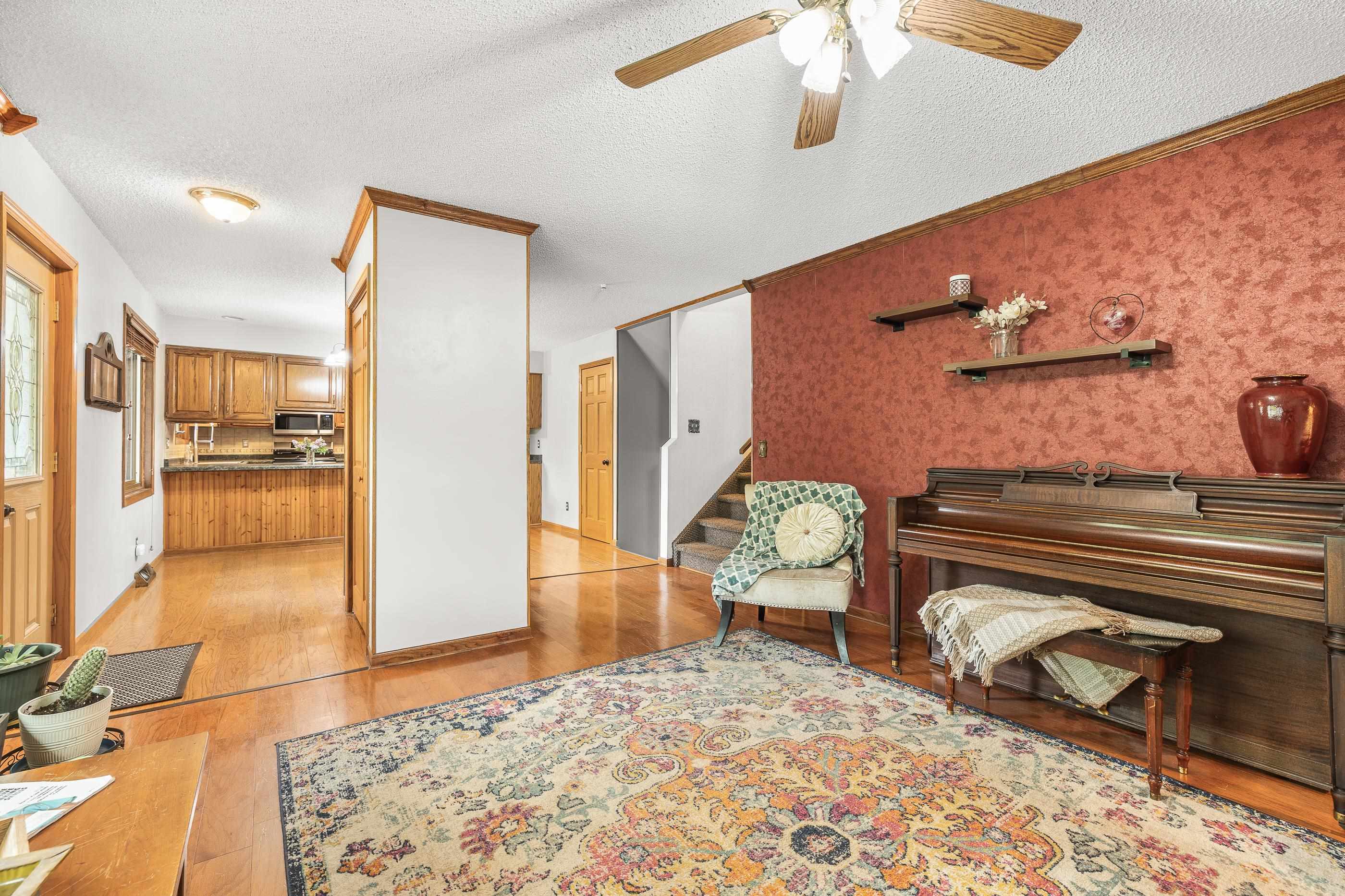 5442 ORIOLE LANE, Stevens Point, Wisconsin 54482, 3 Bedrooms Bedrooms, ,1 BathroomBathrooms,Residential,For Sale,5442 ORIOLE LANE,22502254