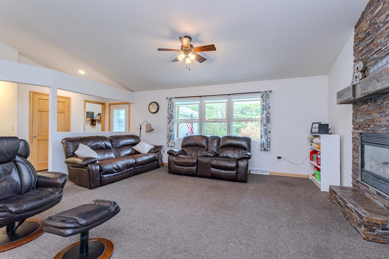 5304 SKI LANE, Weston, Wisconsin 54476, 3 Bedrooms Bedrooms, ,2 BathroomsBathrooms,Residential,For Sale,5304 SKI LANE,22502257