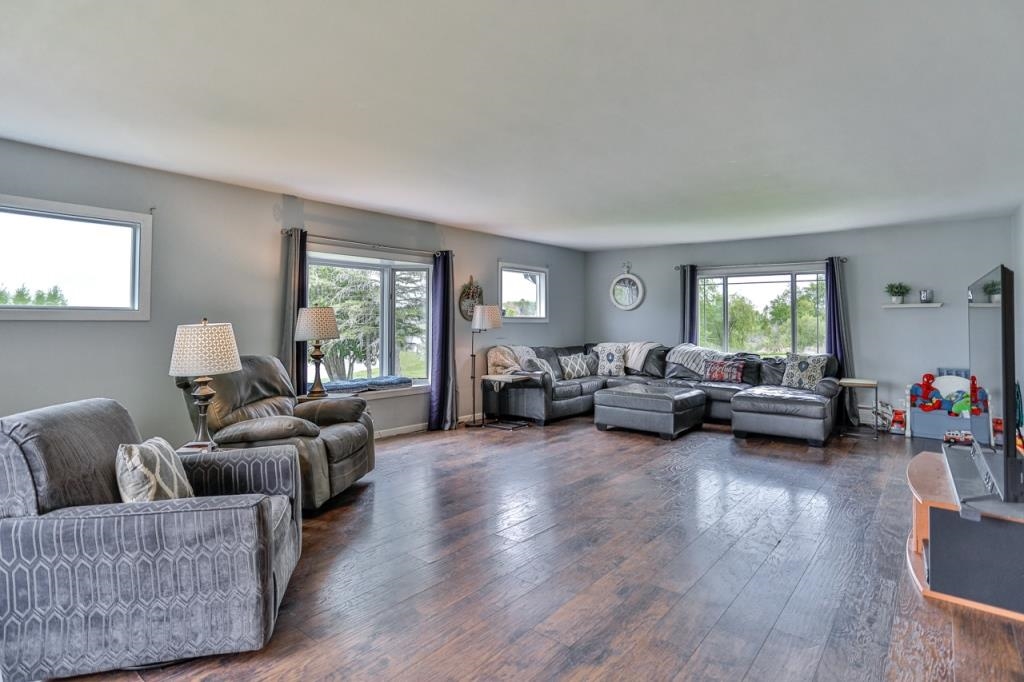 709 W VILLAGE LIMITS ROAD, Athens, Wisconsin 54411, 5 Bedrooms Bedrooms, ,2 BathroomsBathrooms,Residential,For Sale,709 W VILLAGE LIMITS ROAD,22502258