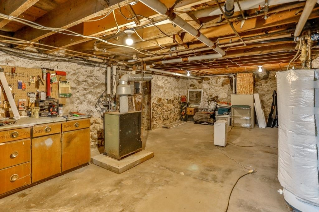 709 W VILLAGE LIMITS ROAD, Athens, Wisconsin 54411, 5 Bedrooms Bedrooms, ,2 BathroomsBathrooms,Residential,For Sale,709 W VILLAGE LIMITS ROAD,22502258