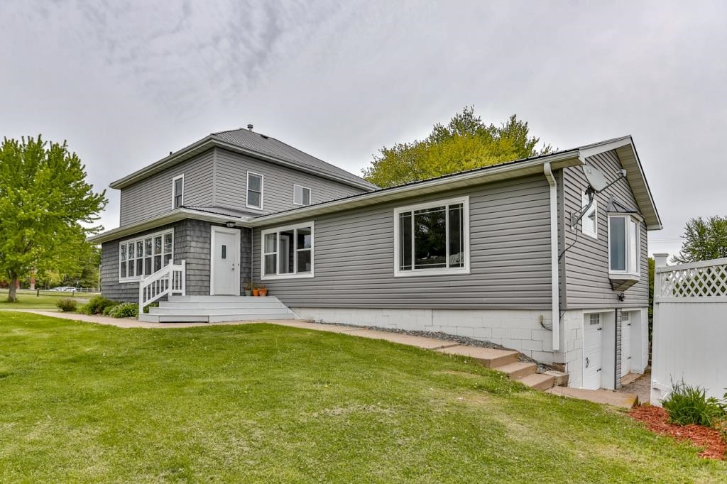 709 W VILLAGE LIMITS ROAD, Athens, Wisconsin 54411, 5 Bedrooms Bedrooms, ,2 BathroomsBathrooms,Residential,For Sale,709 W VILLAGE LIMITS ROAD,22502258