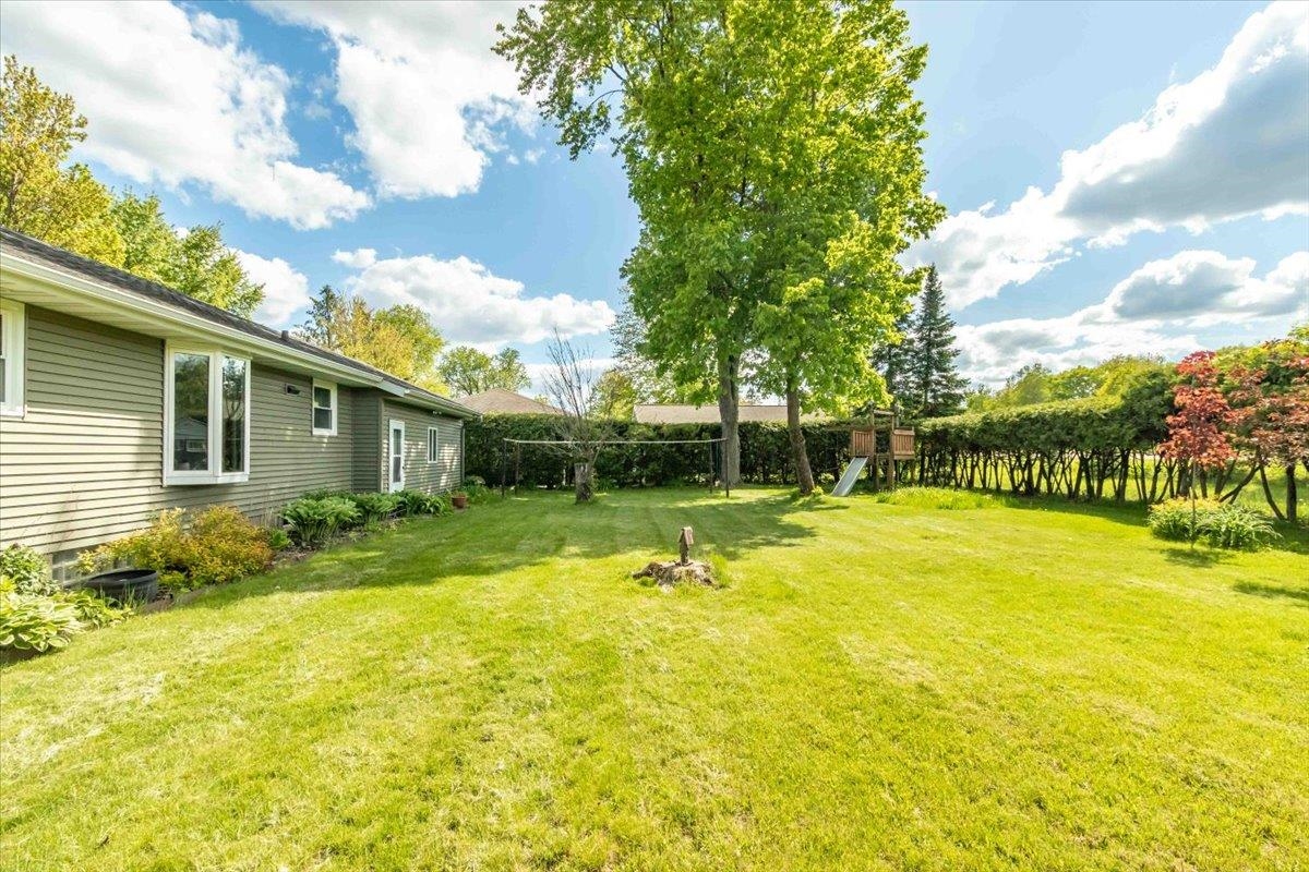 2931 NORTH AVENUE, Wisconsin Rapids, Wisconsin 54495, 3 Bedrooms Bedrooms, ,1 BathroomBathrooms,Residential,For Sale,2931 NORTH AVENUE,22502259