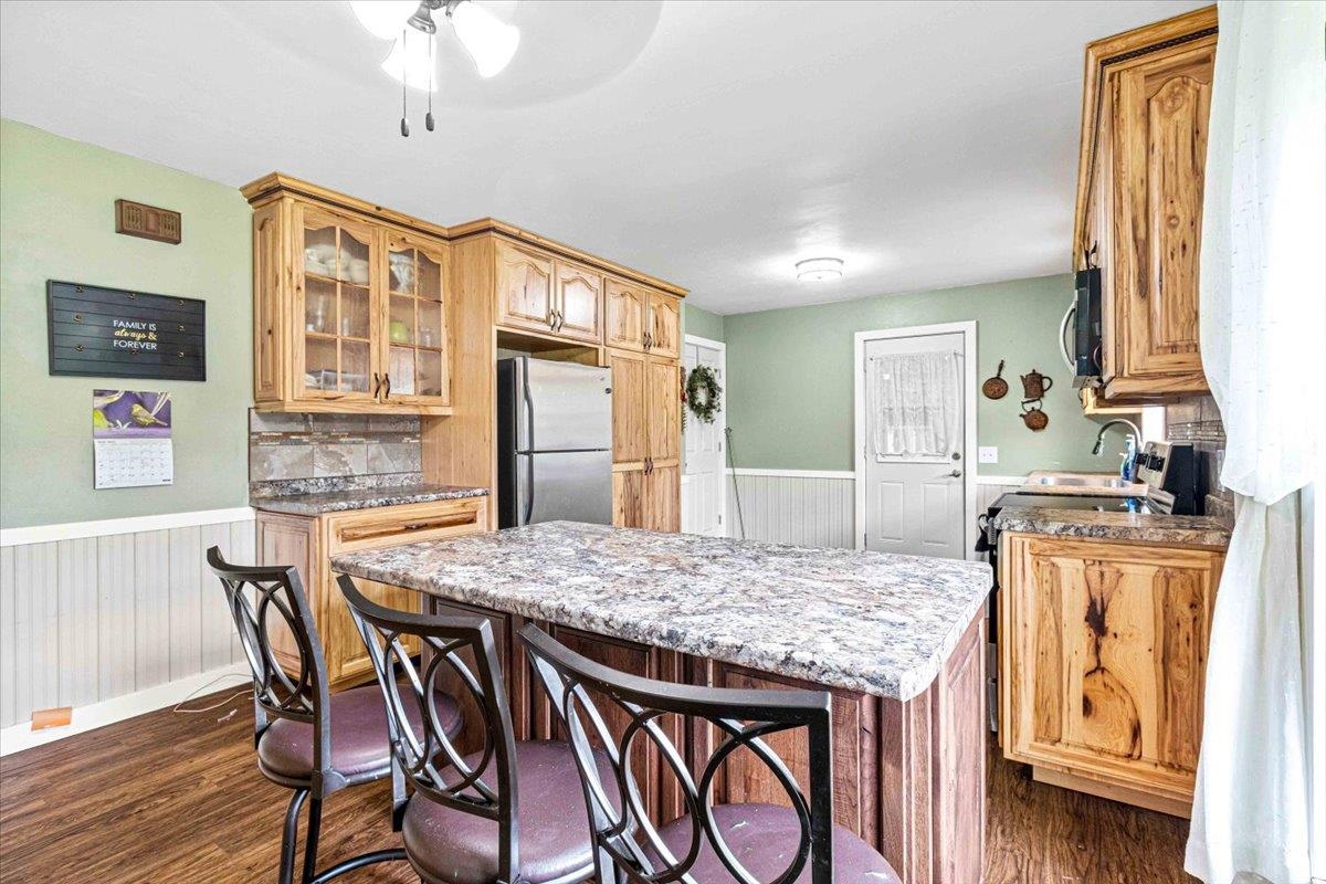 2931 NORTH AVENUE, Wisconsin Rapids, Wisconsin 54495, 3 Bedrooms Bedrooms, ,1 BathroomBathrooms,Residential,For Sale,2931 NORTH AVENUE,22502259