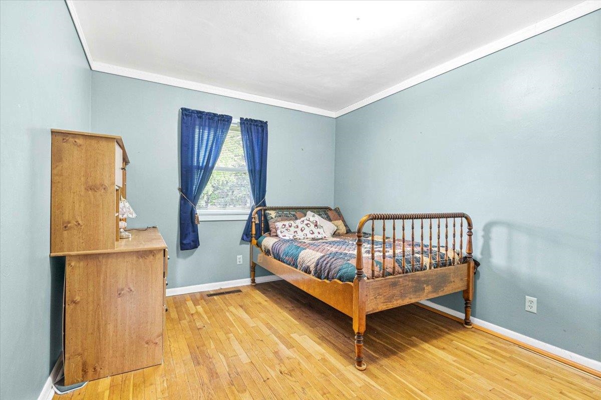 2931 NORTH AVENUE, Wisconsin Rapids, Wisconsin 54495, 3 Bedrooms Bedrooms, ,1 BathroomBathrooms,Residential,For Sale,2931 NORTH AVENUE,22502259
