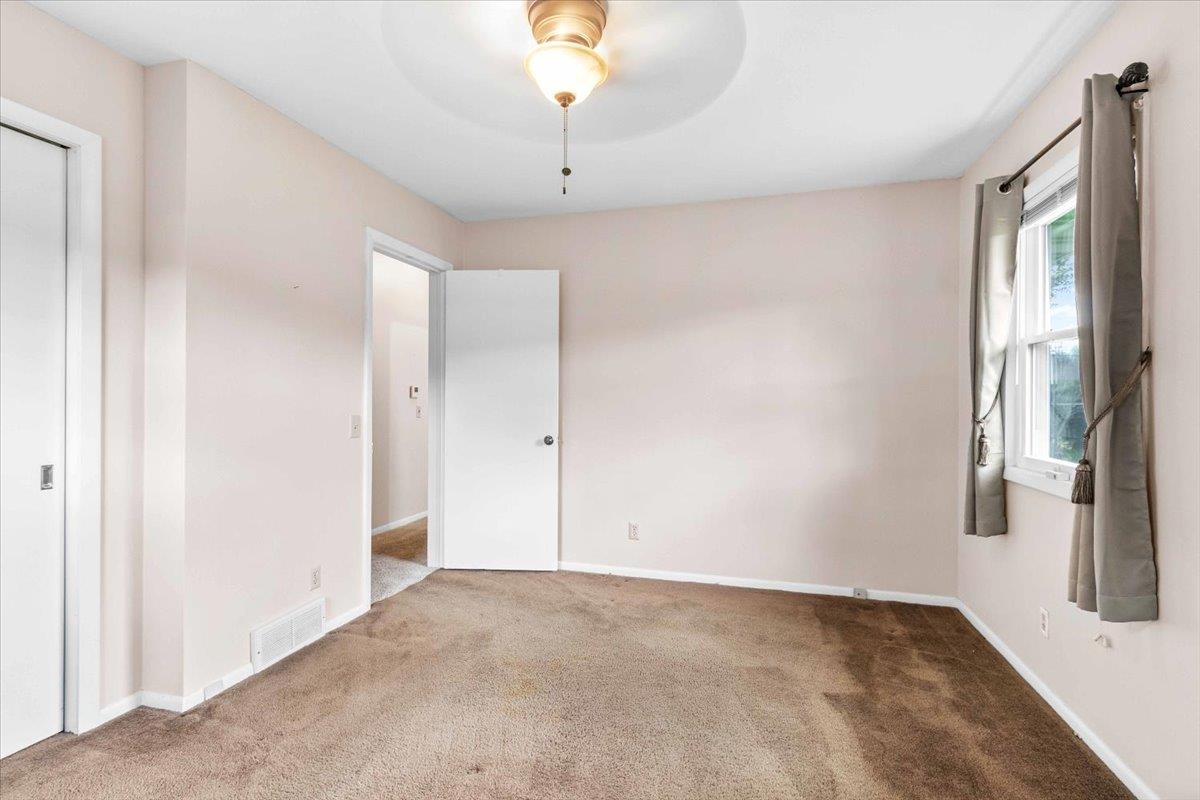 2931 NORTH AVENUE, Wisconsin Rapids, Wisconsin 54495, 3 Bedrooms Bedrooms, ,1 BathroomBathrooms,Residential,For Sale,2931 NORTH AVENUE,22502259