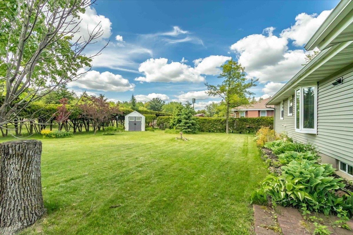 2931 NORTH AVENUE, Wisconsin Rapids, Wisconsin 54495, 3 Bedrooms Bedrooms, ,1 BathroomBathrooms,Residential,For Sale,2931 NORTH AVENUE,22502259