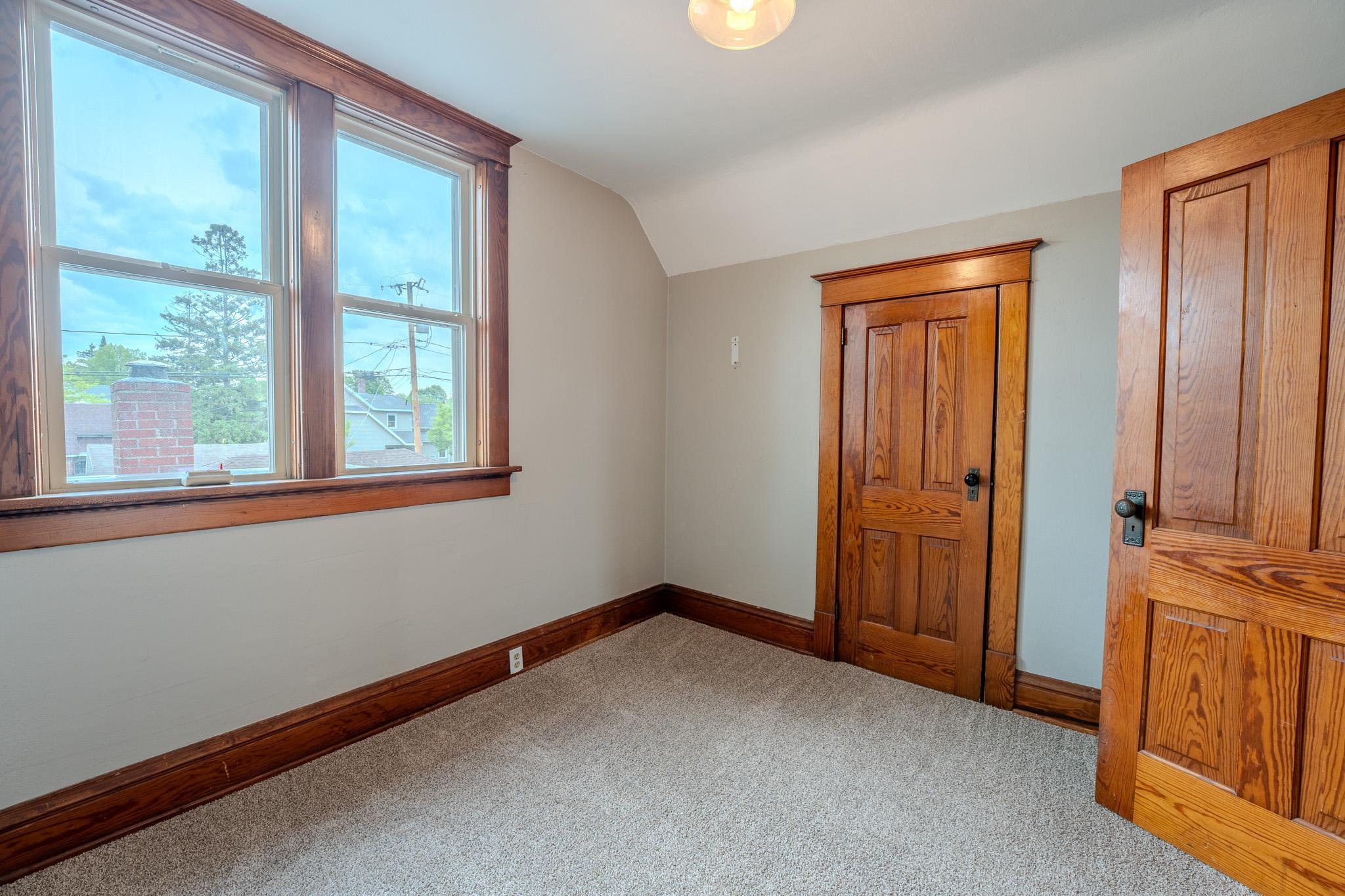 1401 N 2ND STREET, Wausau, Wisconsin 54403, 3 Bedrooms Bedrooms, ,1 BathroomBathrooms,Residential,For Sale,1401 N 2ND STREET,22502261