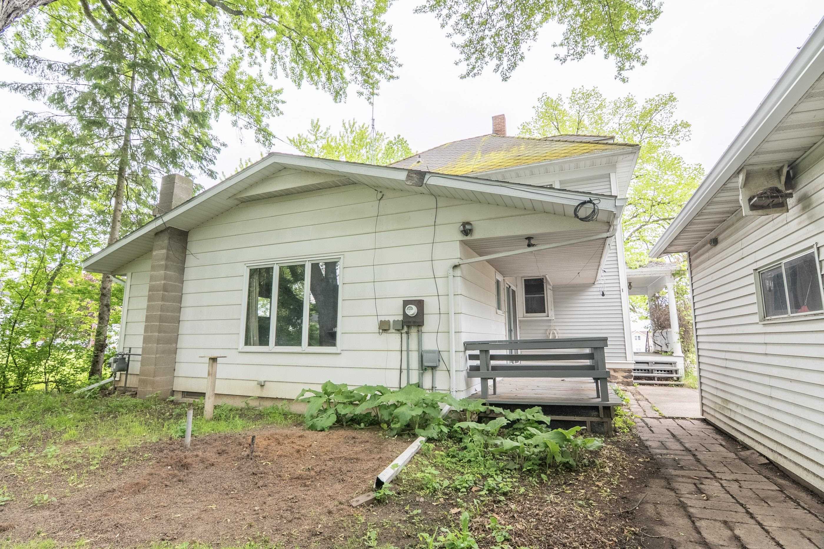 305 N 1ST STREET, Colby, Wisconsin 54421, 4 Bedrooms Bedrooms, ,2 BathroomsBathrooms,Residential,For Sale,305 N 1ST STREET,22502263