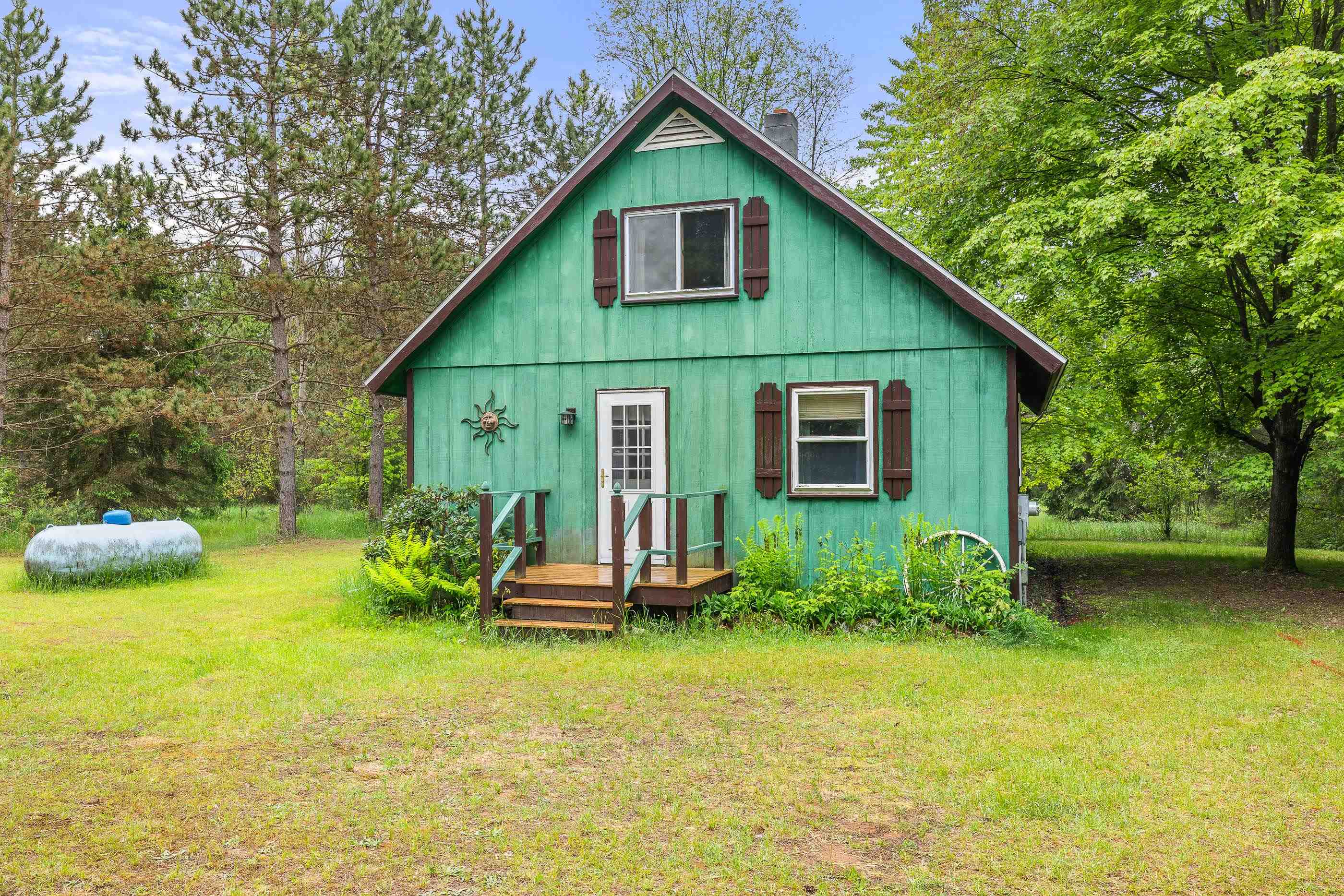 10533 2ND AVENUE, Almond, Wisconsin 54909, 3 Bedrooms Bedrooms, ,1 BathroomBathrooms,Residential,For Sale,10533 2ND AVENUE,22502264