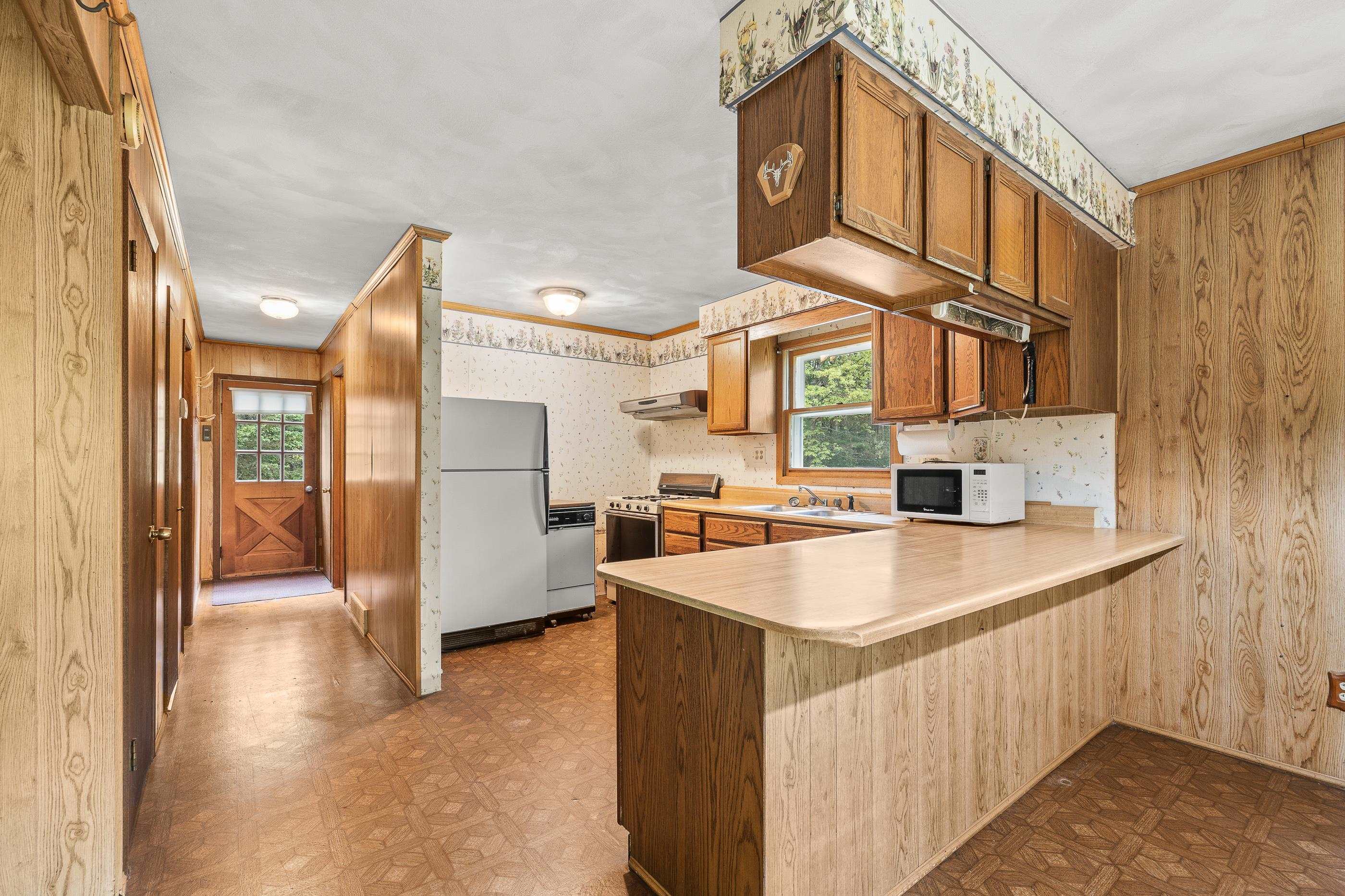 10533 2ND AVENUE, Almond, Wisconsin 54909, 3 Bedrooms Bedrooms, ,1 BathroomBathrooms,Residential,For Sale,10533 2ND AVENUE,22502264
