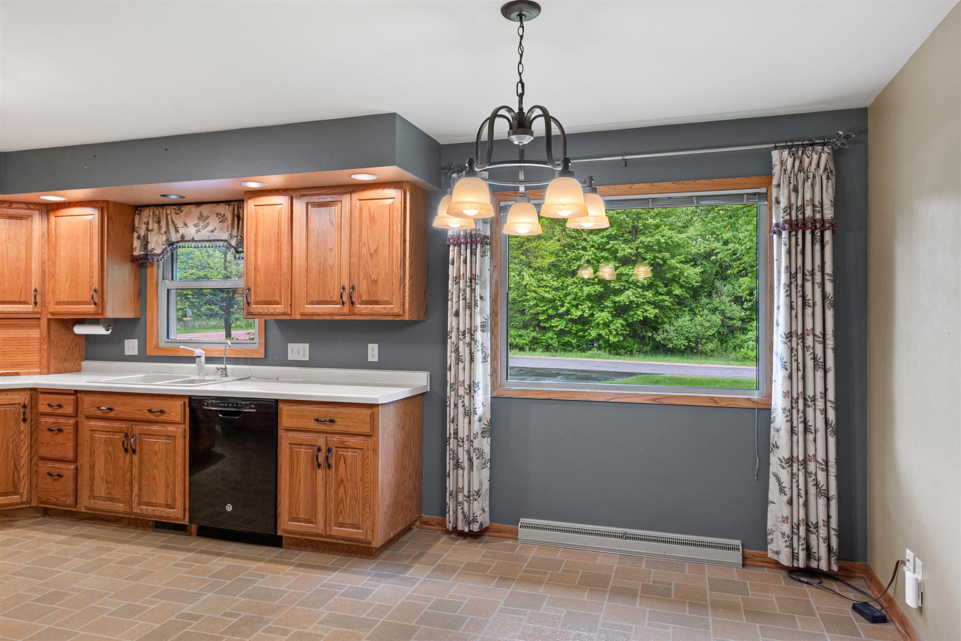3594 SUNSET DRIVE NORTH, Stevens Point, Wisconsin 54482, 4 Bedrooms Bedrooms, ,2 BathroomsBathrooms,Residential,For Sale,3594 SUNSET DRIVE NORTH,22502266