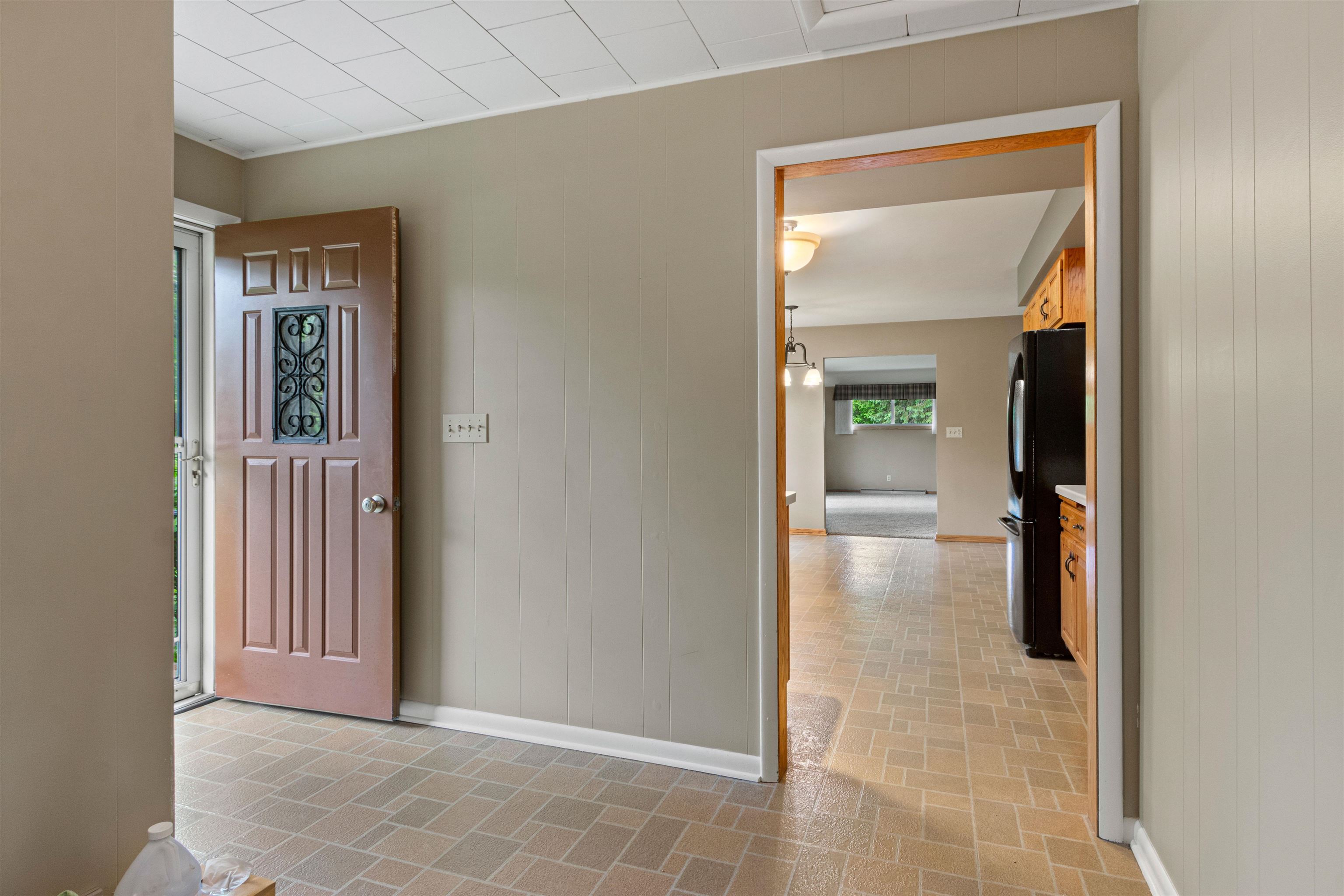 3594 SUNSET DRIVE NORTH, Stevens Point, Wisconsin 54482, 4 Bedrooms Bedrooms, ,2 BathroomsBathrooms,Residential,For Sale,3594 SUNSET DRIVE NORTH,22502266