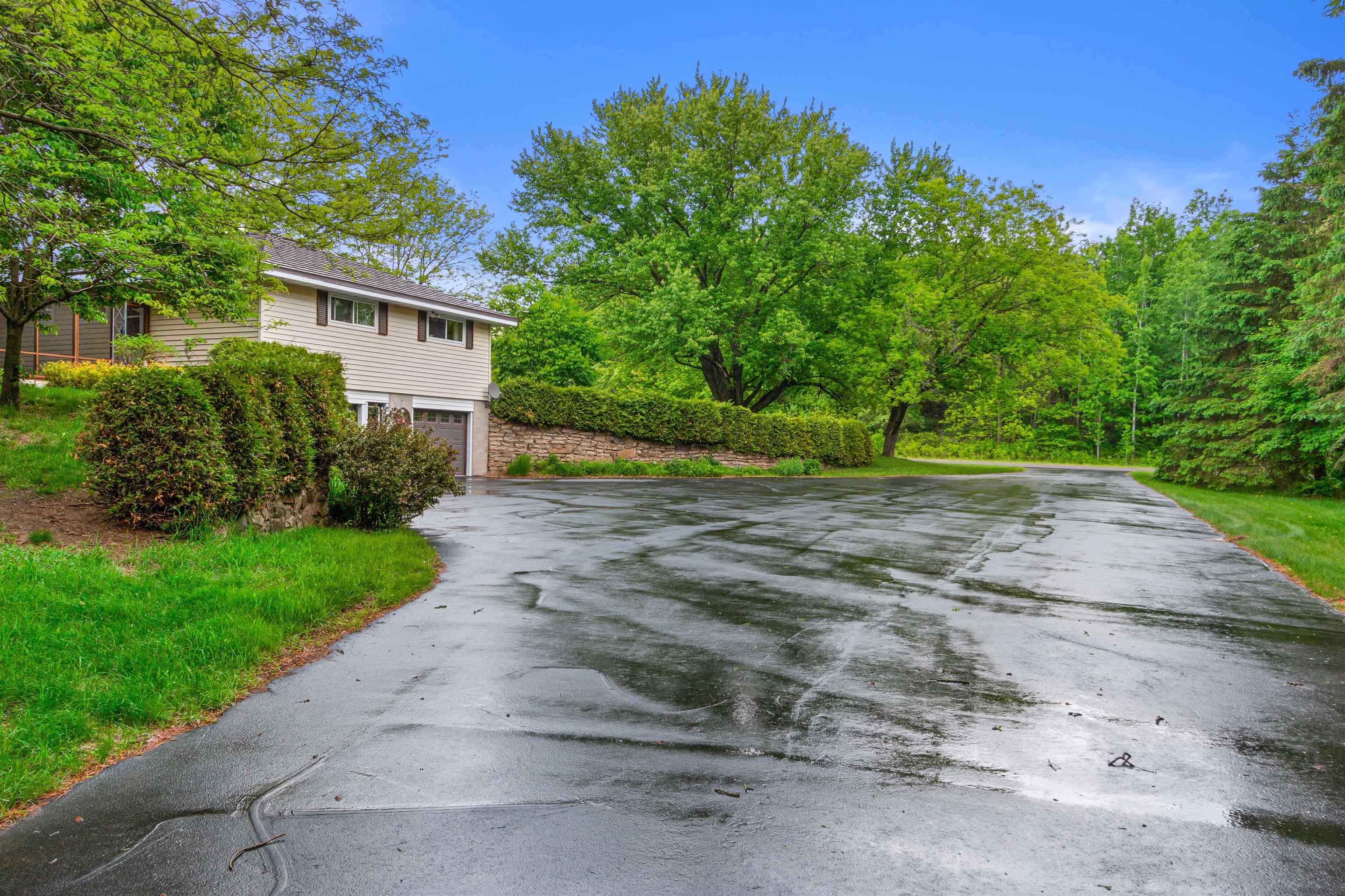 3594 SUNSET DRIVE NORTH, Stevens Point, Wisconsin 54482, 4 Bedrooms Bedrooms, ,2 BathroomsBathrooms,Residential,For Sale,3594 SUNSET DRIVE NORTH,22502266