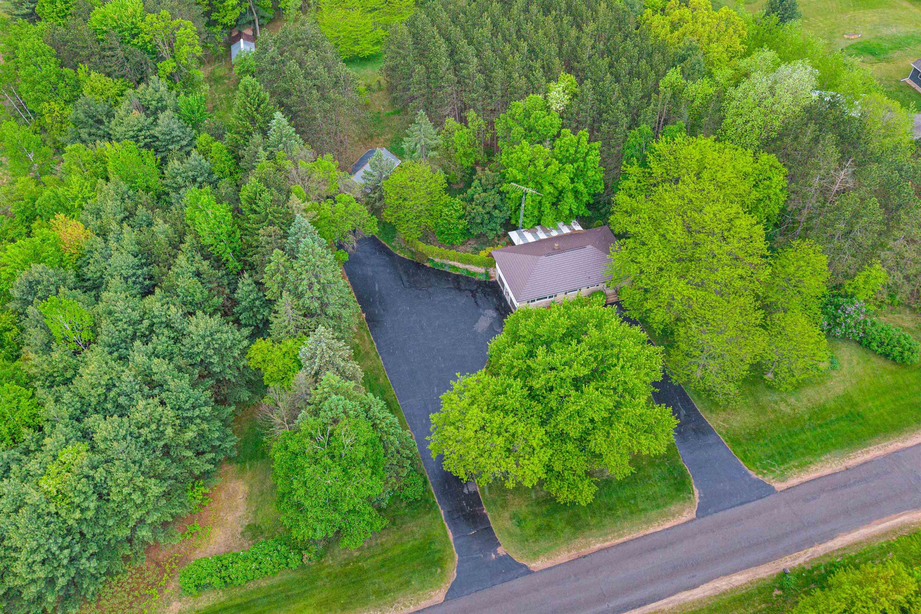3594 SUNSET DRIVE NORTH, Stevens Point, Wisconsin 54482, 4 Bedrooms Bedrooms, ,2 BathroomsBathrooms,Residential,For Sale,3594 SUNSET DRIVE NORTH,22502266