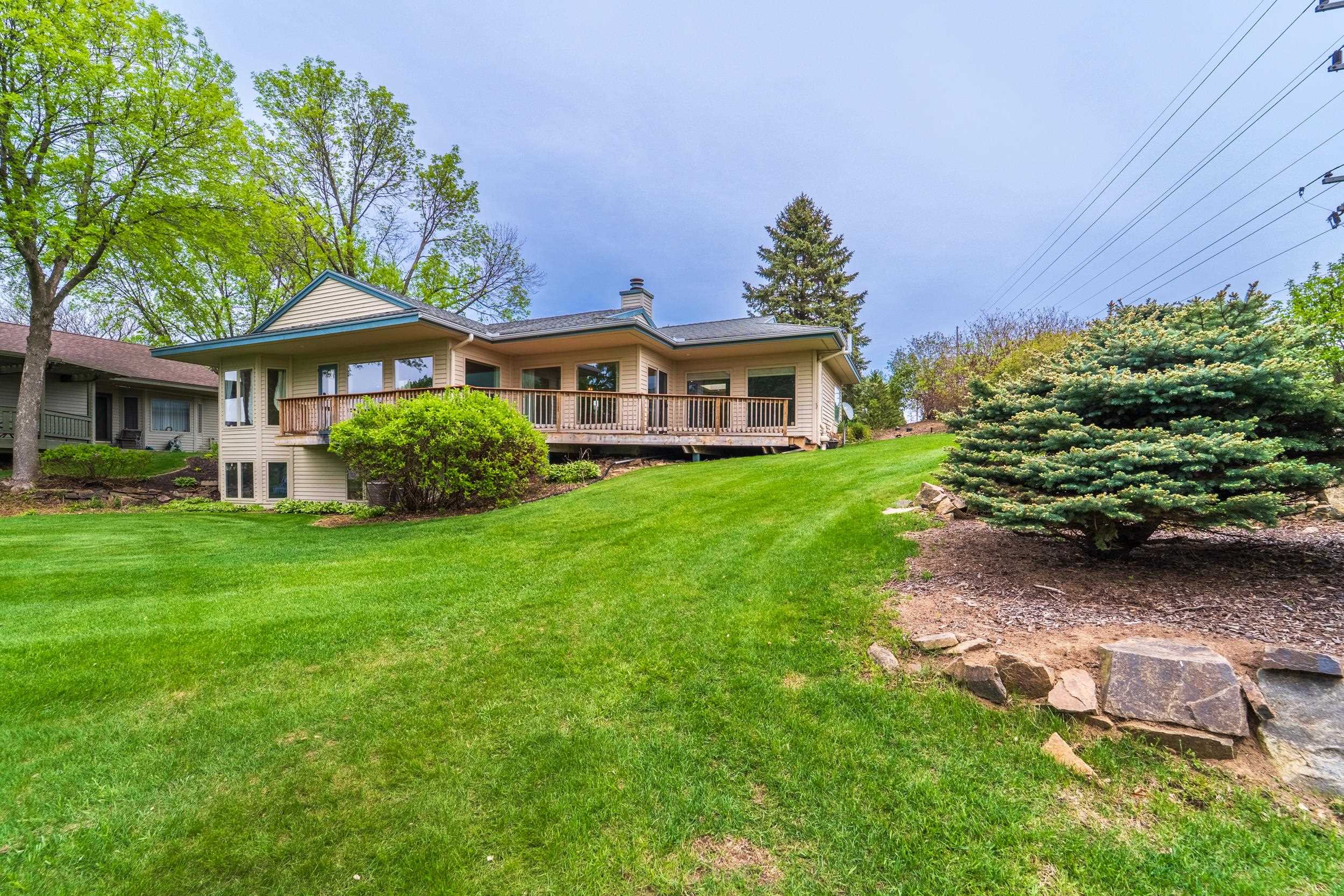 1255 EASTHILL DRIVE, Wausau, Wisconsin 54403, 3 Bedrooms Bedrooms, ,2 BathroomsBathrooms,Residential,For Sale,1255 EASTHILL DRIVE,22502268