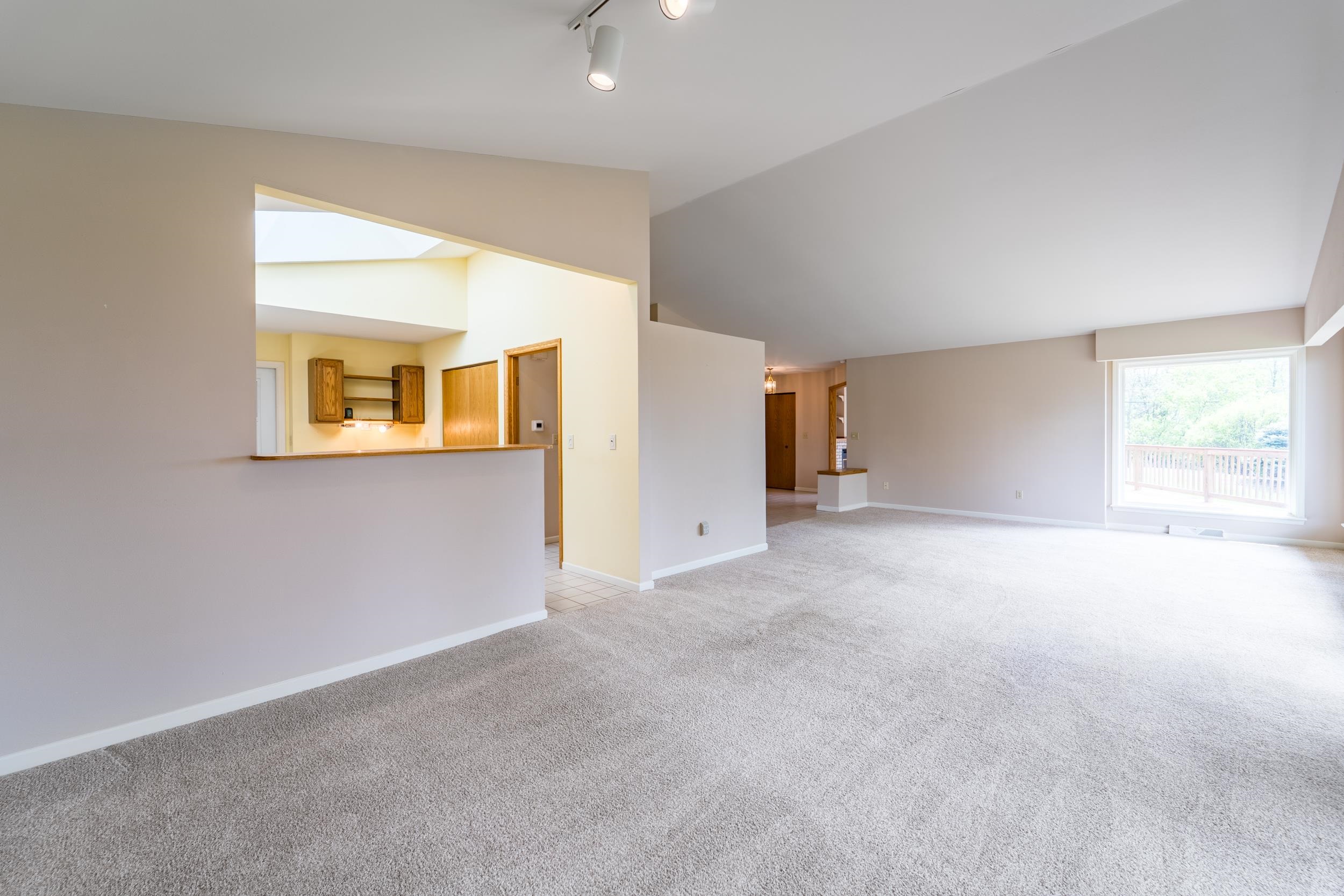 1255 EASTHILL DRIVE, Wausau, Wisconsin 54403, 3 Bedrooms Bedrooms, ,2 BathroomsBathrooms,Residential,For Sale,1255 EASTHILL DRIVE,22502268