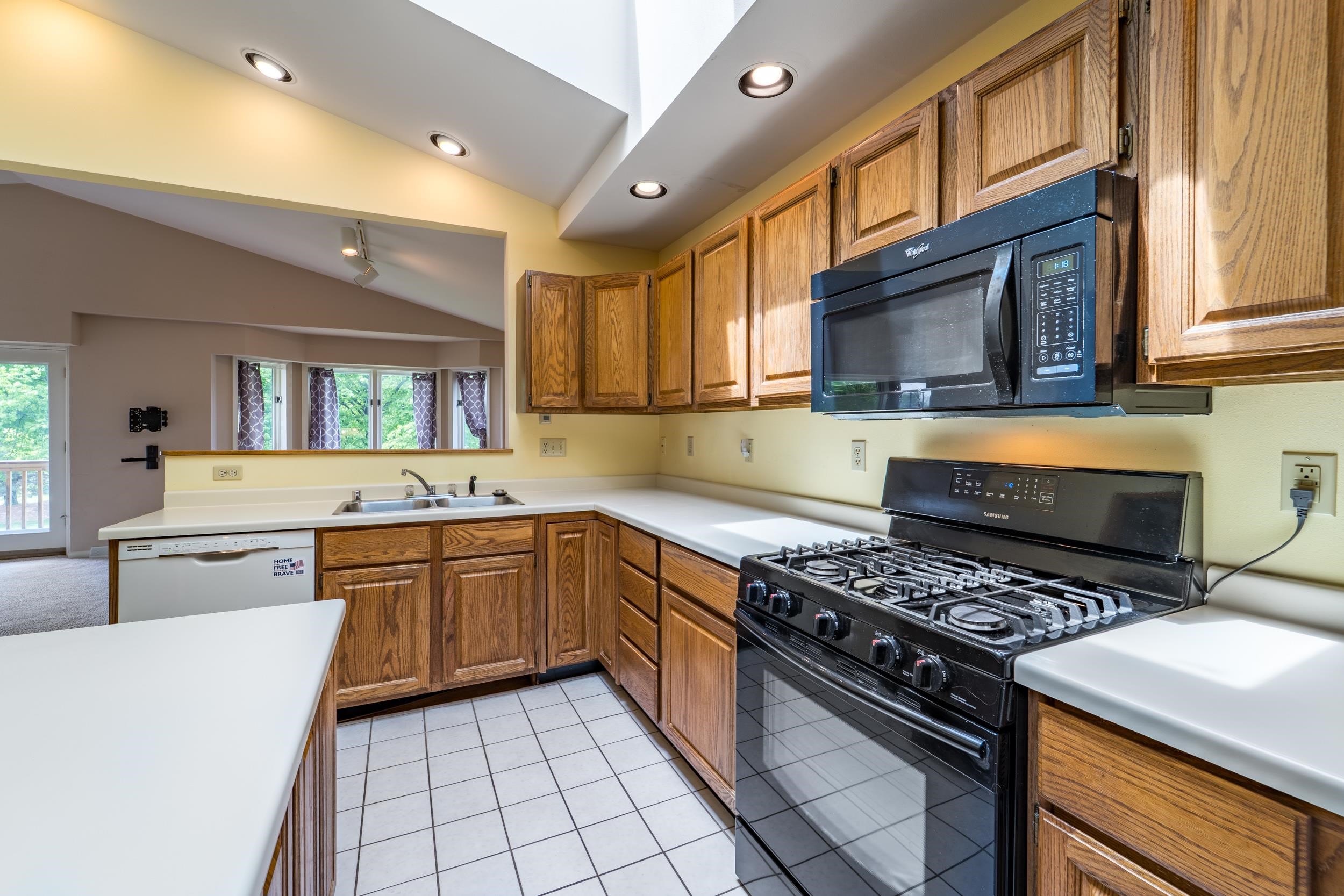 1255 EASTHILL DRIVE, Wausau, Wisconsin 54403, 3 Bedrooms Bedrooms, ,2 BathroomsBathrooms,Residential,For Sale,1255 EASTHILL DRIVE,22502268