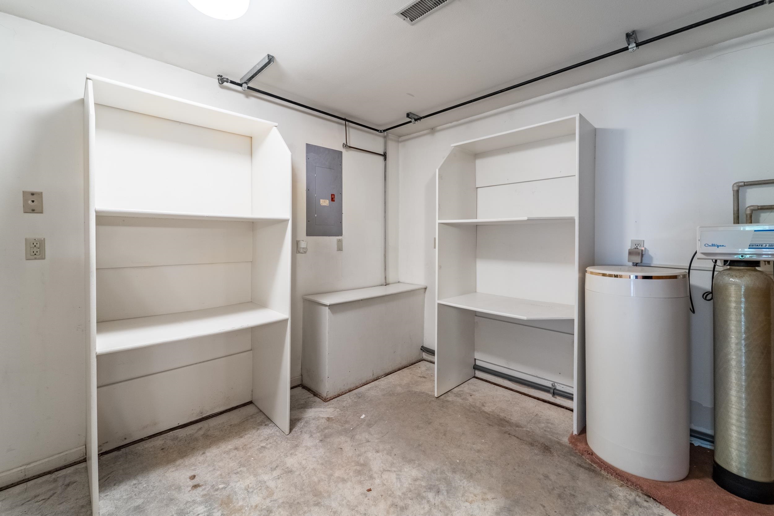 1255 EASTHILL DRIVE, Wausau, Wisconsin 54403, 3 Bedrooms Bedrooms, ,2 BathroomsBathrooms,Residential,For Sale,1255 EASTHILL DRIVE,22502268