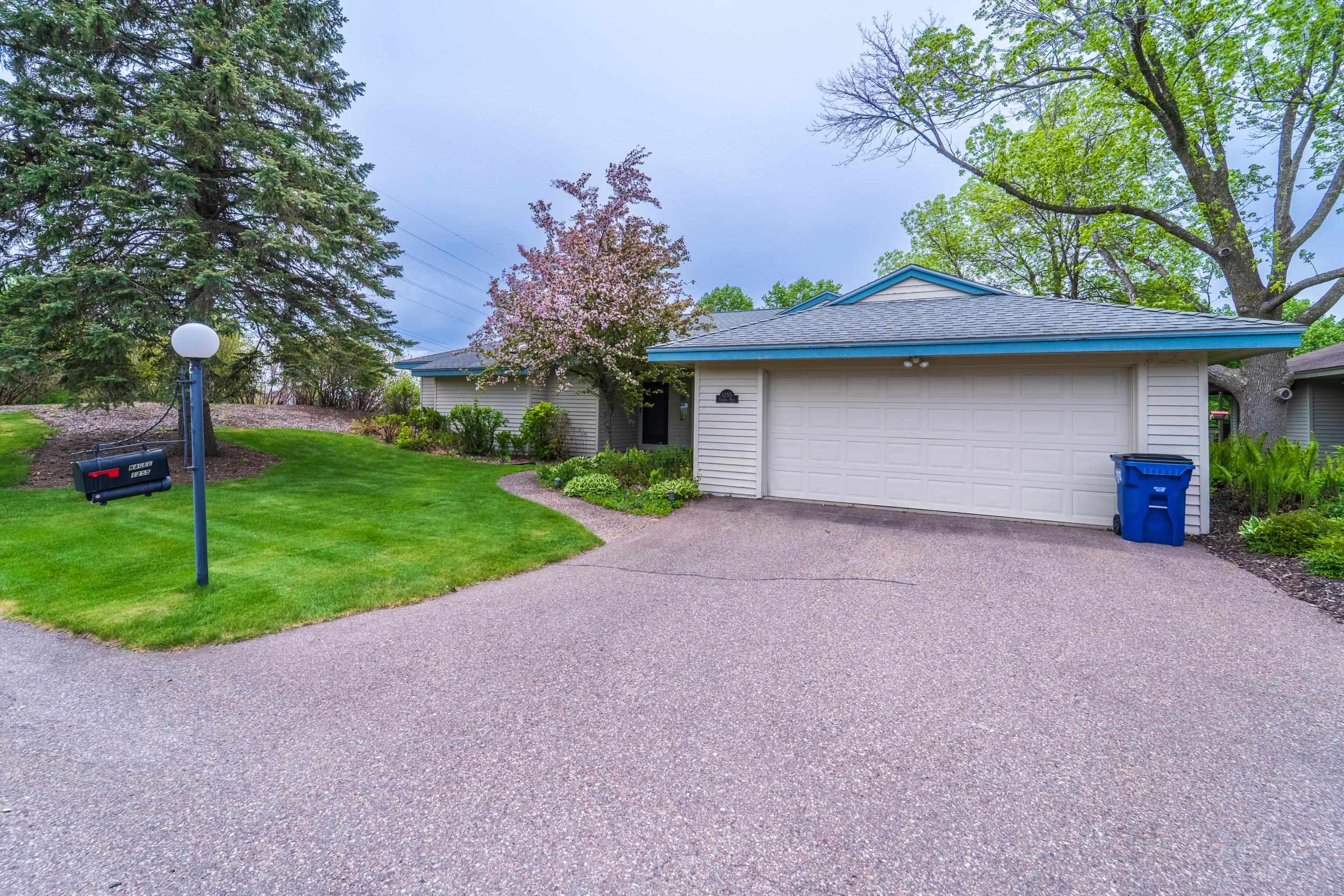 1255 EASTHILL DRIVE, Wausau, Wisconsin 54403, 3 Bedrooms Bedrooms, ,2 BathroomsBathrooms,Residential,For Sale,1255 EASTHILL DRIVE,22502268