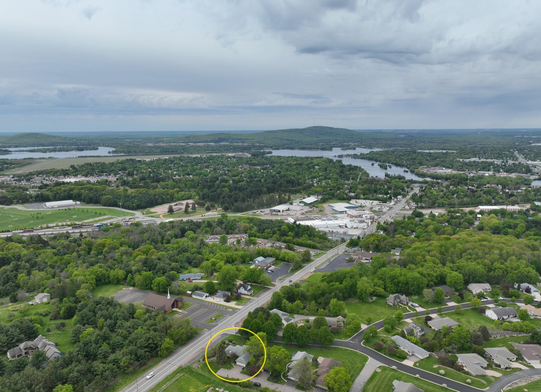 1255 EASTHILL DRIVE, Wausau, Wisconsin 54403, 3 Bedrooms Bedrooms, ,2 BathroomsBathrooms,Residential,For Sale,1255 EASTHILL DRIVE,22502268