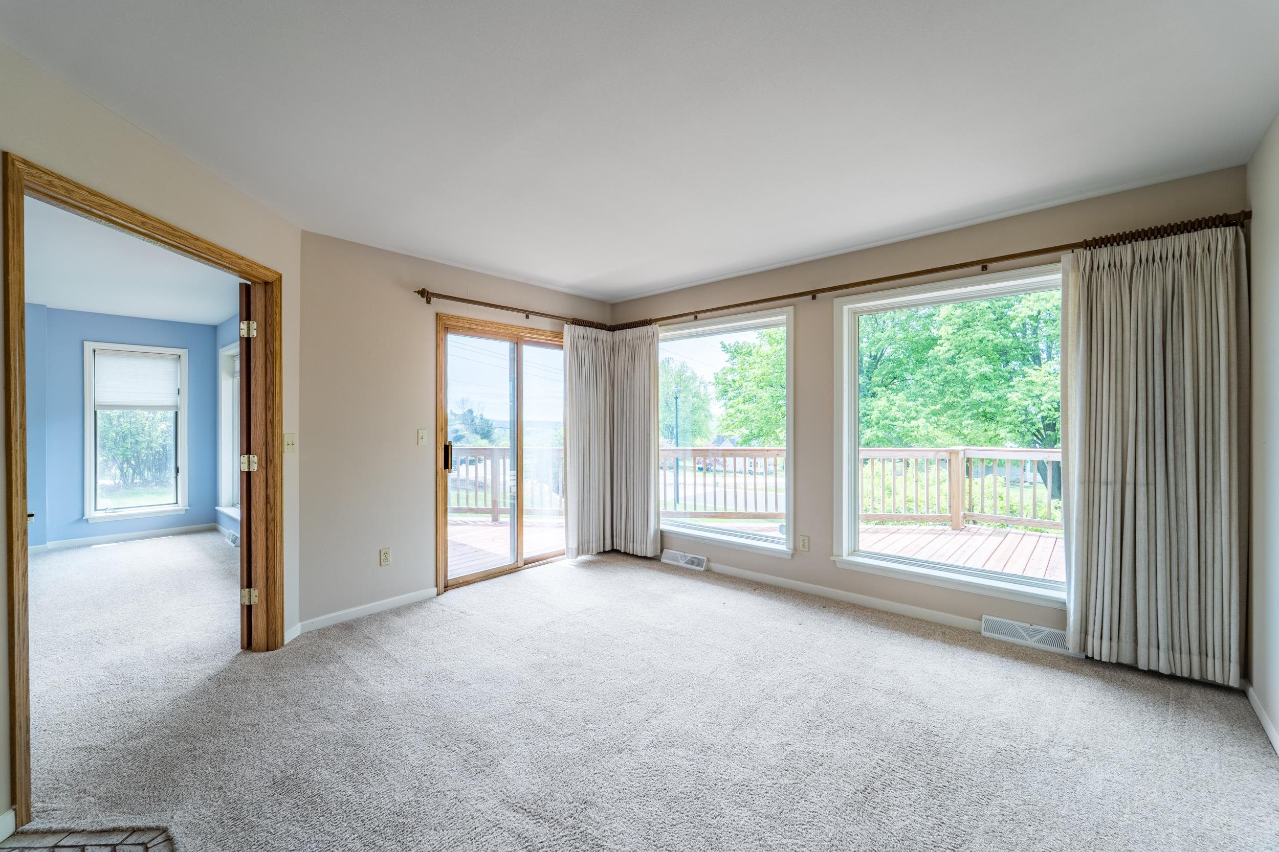 1255 EASTHILL DRIVE, Wausau, Wisconsin 54403, 3 Bedrooms Bedrooms, ,2 BathroomsBathrooms,Residential,For Sale,1255 EASTHILL DRIVE,22502268