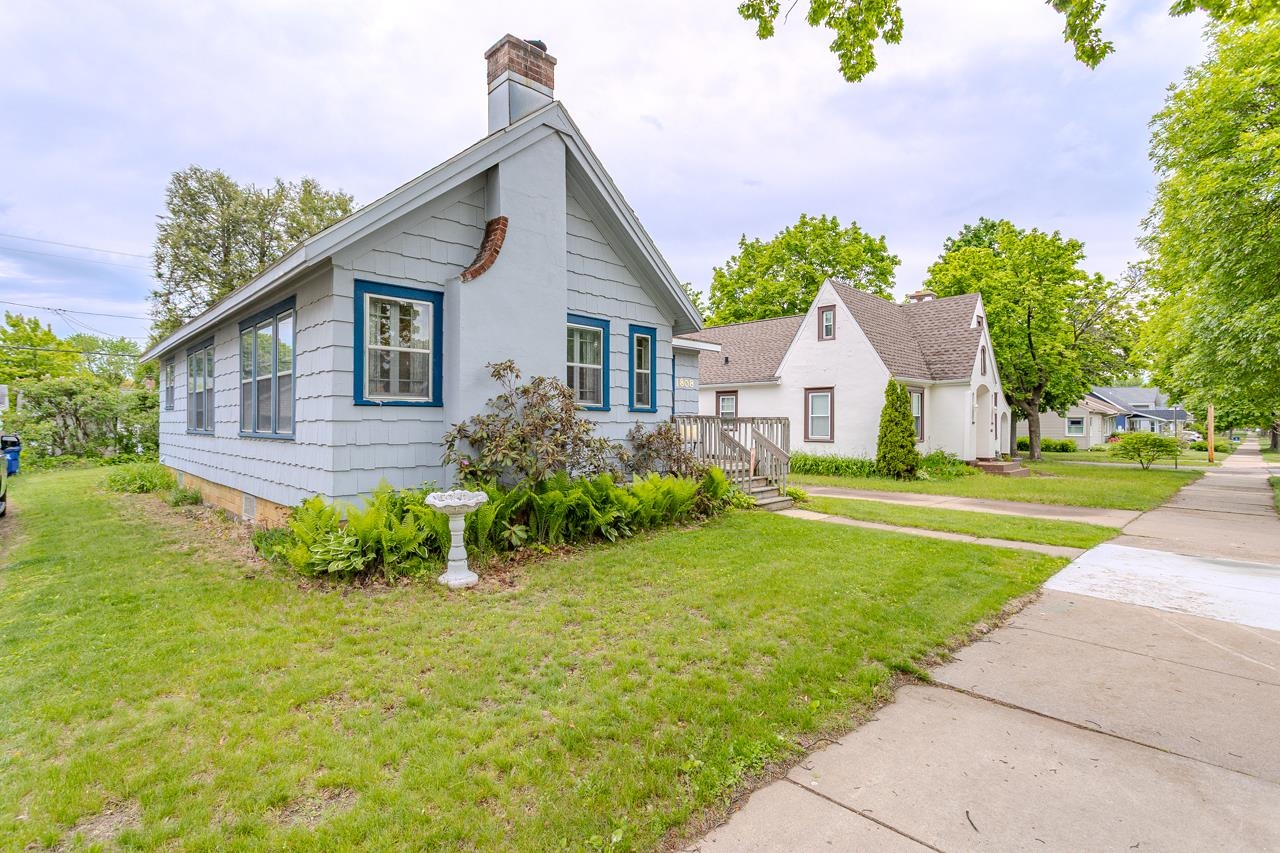1808 FAIRMOUNT STREET, Wausau, Wisconsin 54403, 2 Bedrooms Bedrooms, ,1 BathroomBathrooms,Residential,For Sale,1808 FAIRMOUNT STREET,22502269