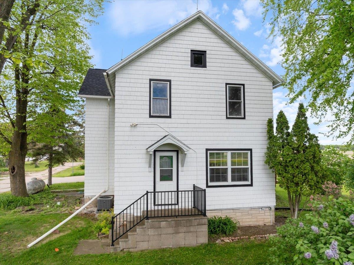 10680 COUNTY ROAD Y, Marshfield, Wisconsin 54449, 5 Bedrooms Bedrooms, ,1 BathroomBathrooms,Residential,For Sale,10680 COUNTY ROAD Y,22502272