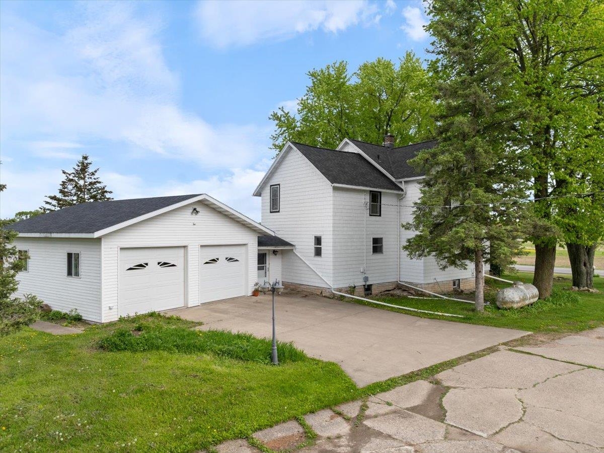 10680 COUNTY ROAD Y, Marshfield, Wisconsin 54449, 5 Bedrooms Bedrooms, ,1 BathroomBathrooms,Residential,For Sale,10680 COUNTY ROAD Y,22502272