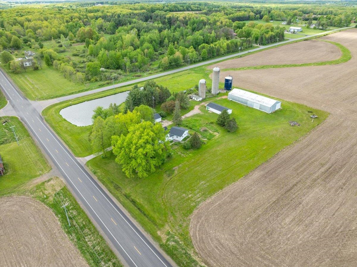 10680 COUNTY ROAD Y, Marshfield, Wisconsin 54449, 5 Bedrooms Bedrooms, ,1 BathroomBathrooms,Residential,For Sale,10680 COUNTY ROAD Y,22502272
