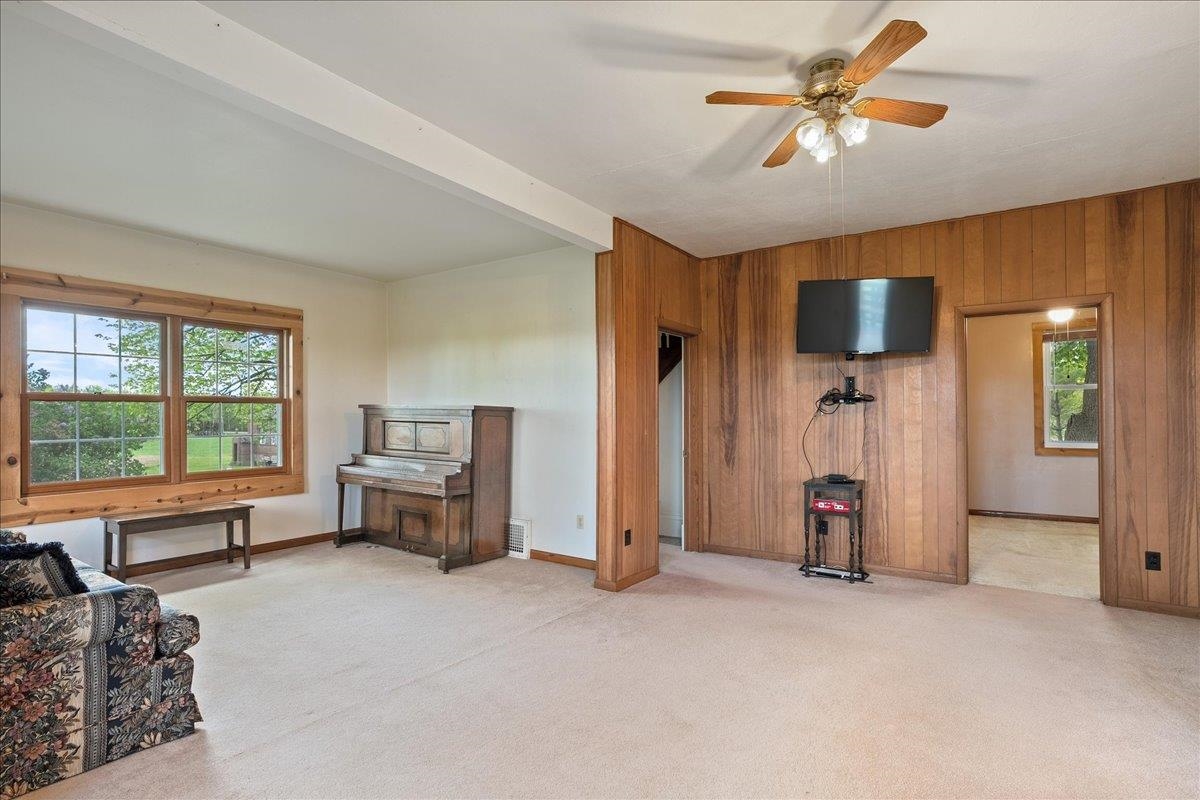 10680 COUNTY ROAD Y, Marshfield, Wisconsin 54449, 5 Bedrooms Bedrooms, ,1 BathroomBathrooms,Residential,For Sale,10680 COUNTY ROAD Y,22502272