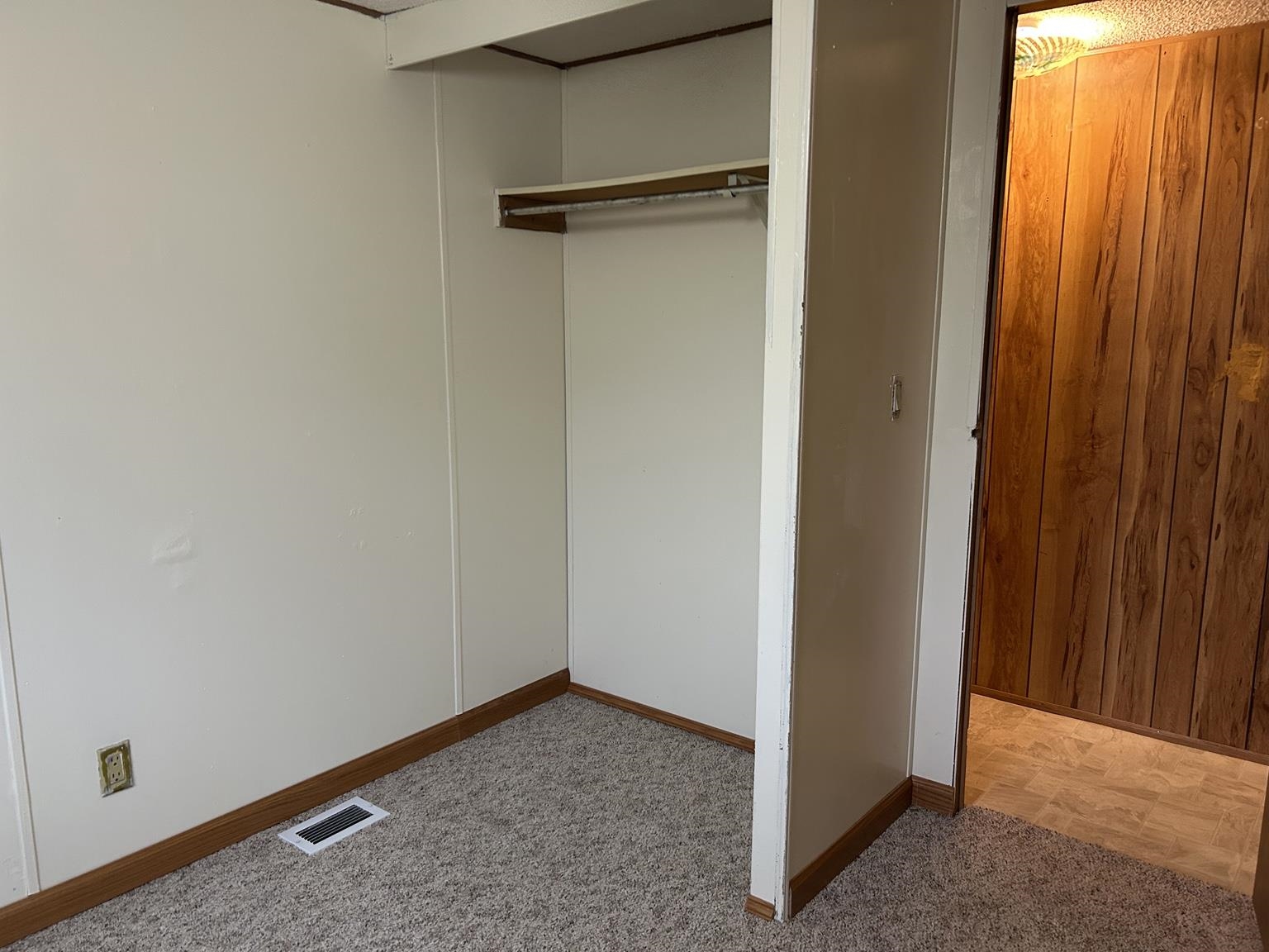 516 S MAIN STREET, Granton, Wisconsin 54436, 2 Bedrooms Bedrooms, ,1 BathroomBathrooms,Residential,For Sale,516 S MAIN STREET,22502276
