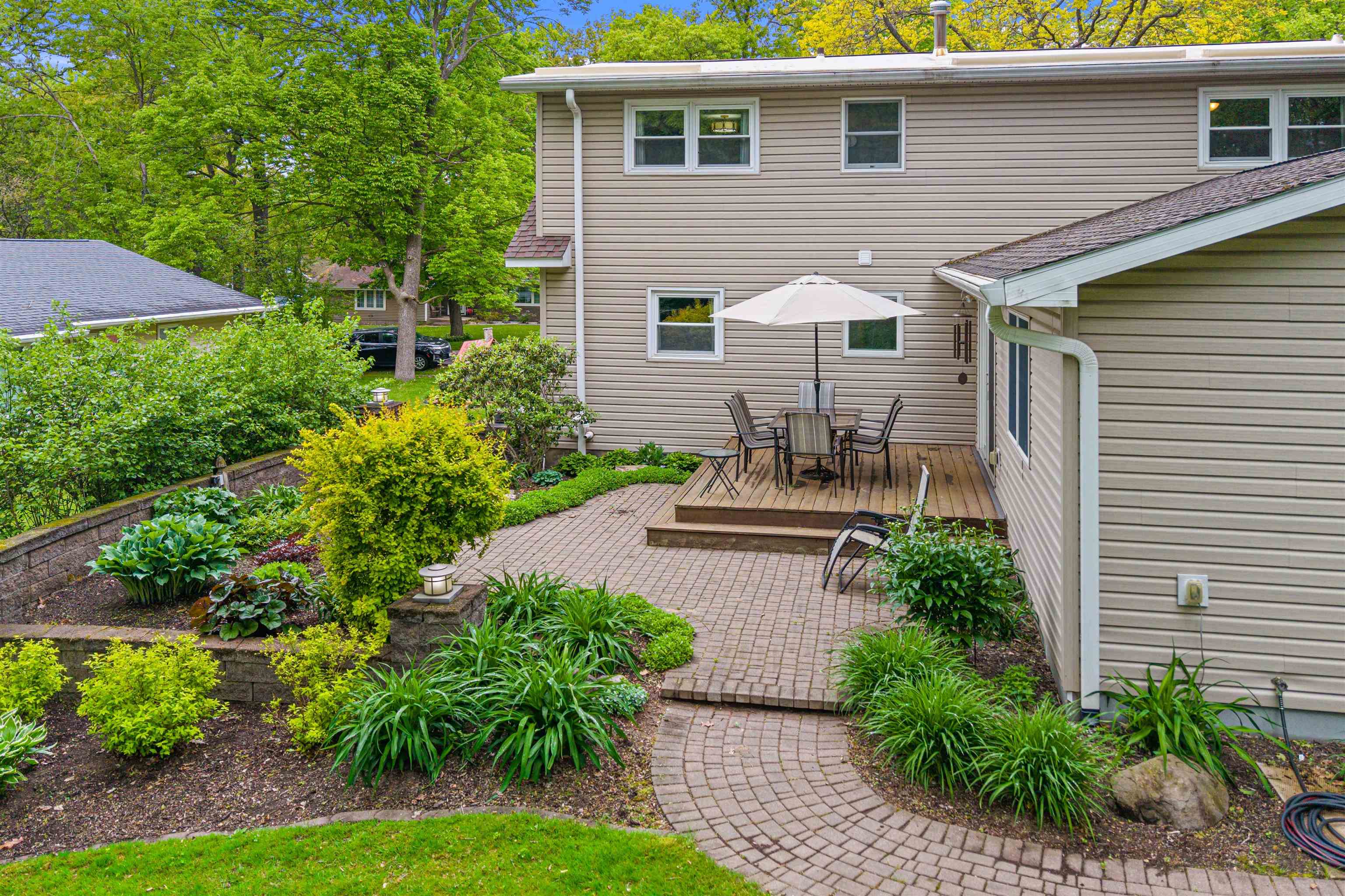1136 W RIDGE ROAD, Marshfield, Wisconsin 54449, 4 Bedrooms Bedrooms, ,2 BathroomsBathrooms,Residential,For Sale,1136 W RIDGE ROAD,22502280