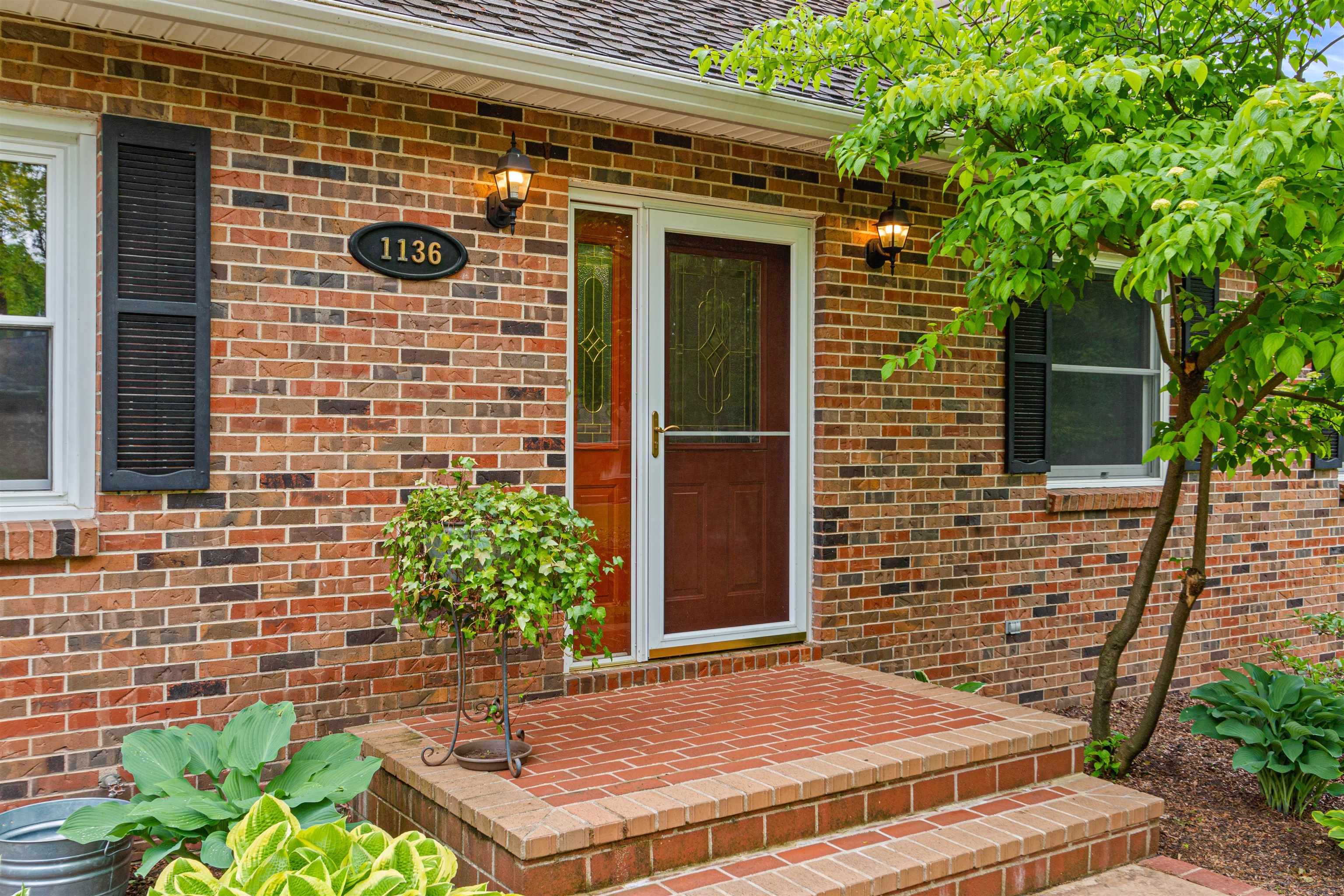 1136 W RIDGE ROAD, Marshfield, Wisconsin 54449, 4 Bedrooms Bedrooms, ,2 BathroomsBathrooms,Residential,For Sale,1136 W RIDGE ROAD,22502280