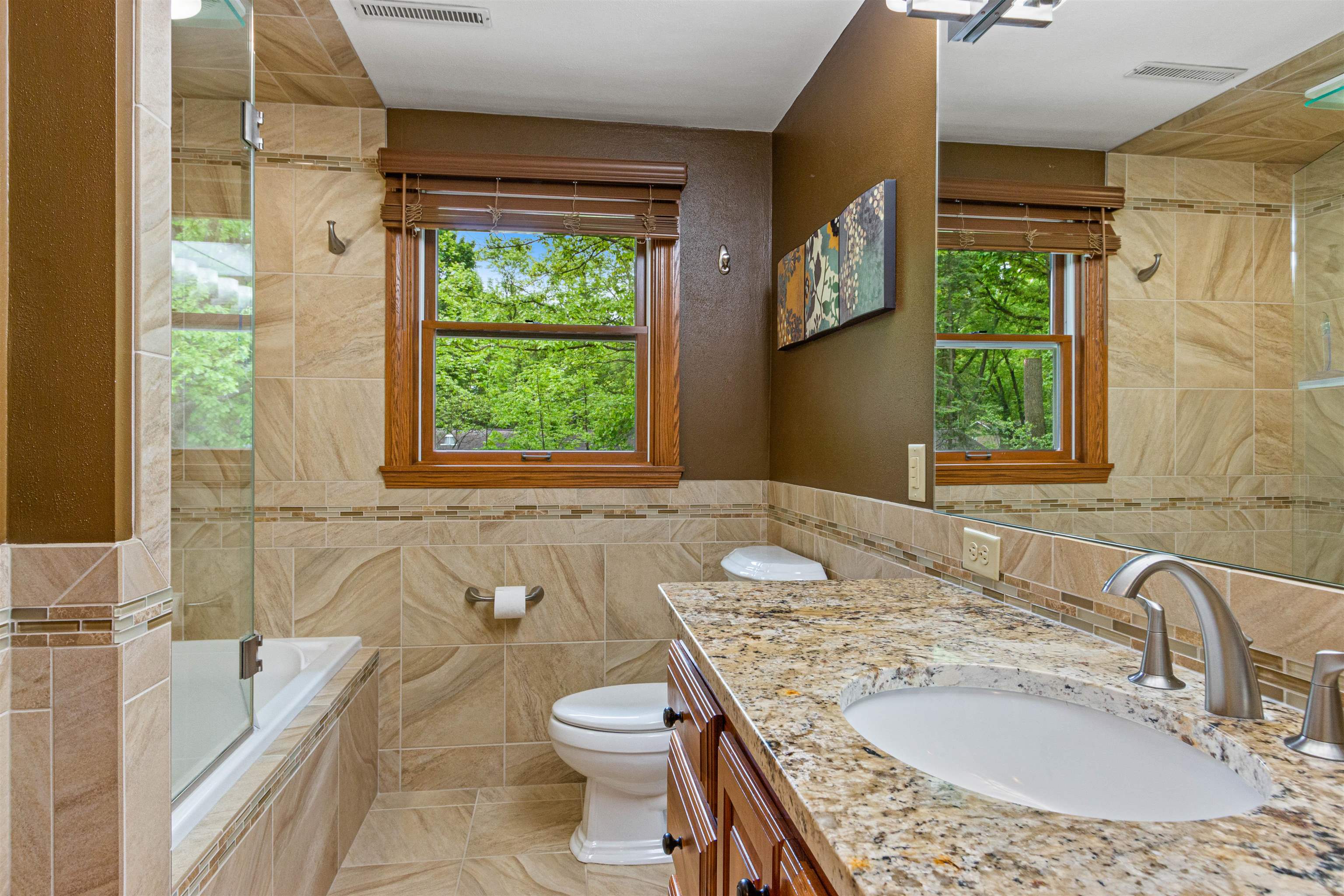 1136 W RIDGE ROAD, Marshfield, Wisconsin 54449, 4 Bedrooms Bedrooms, ,2 BathroomsBathrooms,Residential,For Sale,1136 W RIDGE ROAD,22502280